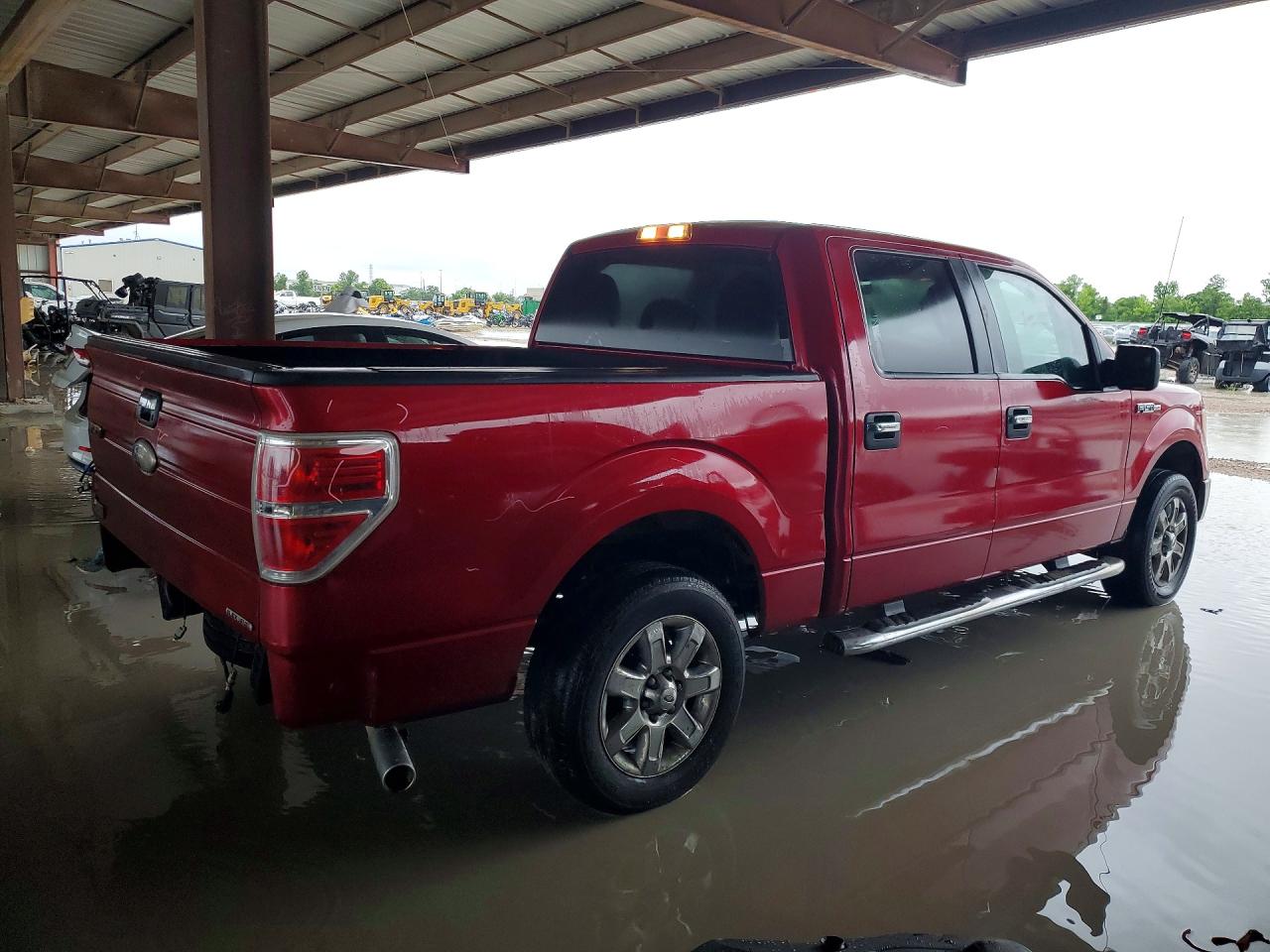 2011 Ford F150 Supercrew Red vin: 1FTEW1CM4BFC58143