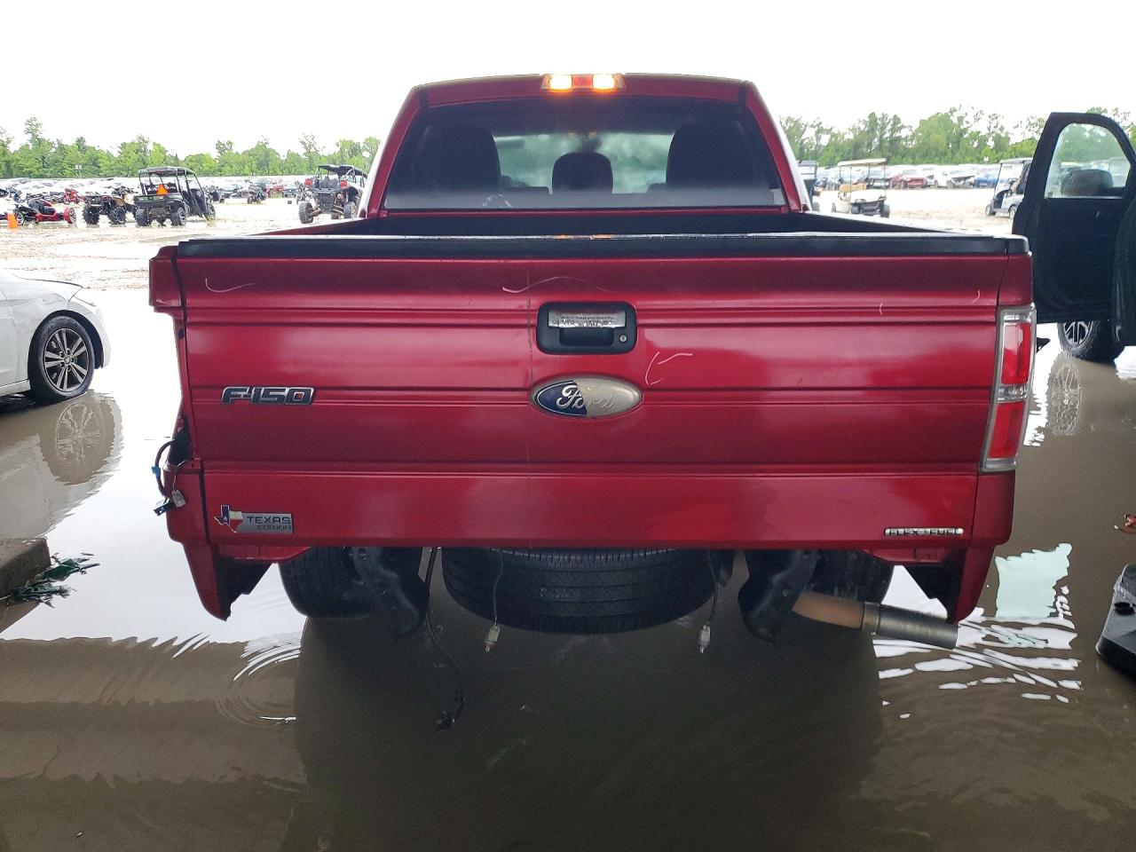 2011 Ford F150 Supercrew Red vin: 1FTEW1CM4BFC58143