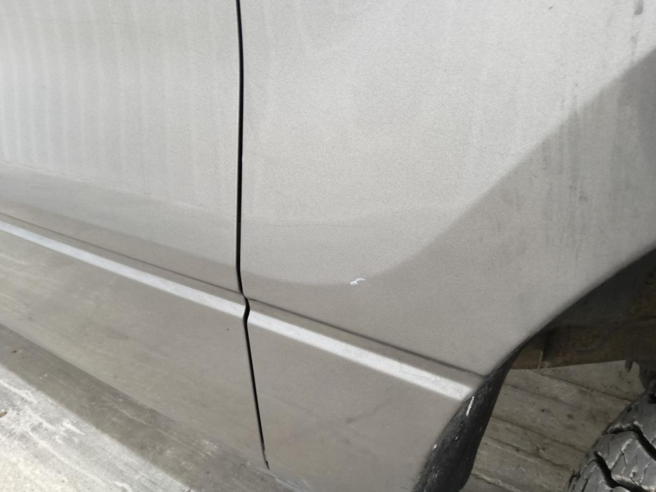 2012 Ford F150 Supercrew Gray vin: 1FTEW1CM4CFA25901 Damage: Right Front Fender, Heavy Scratch, 1/8 To 1/2 Inch