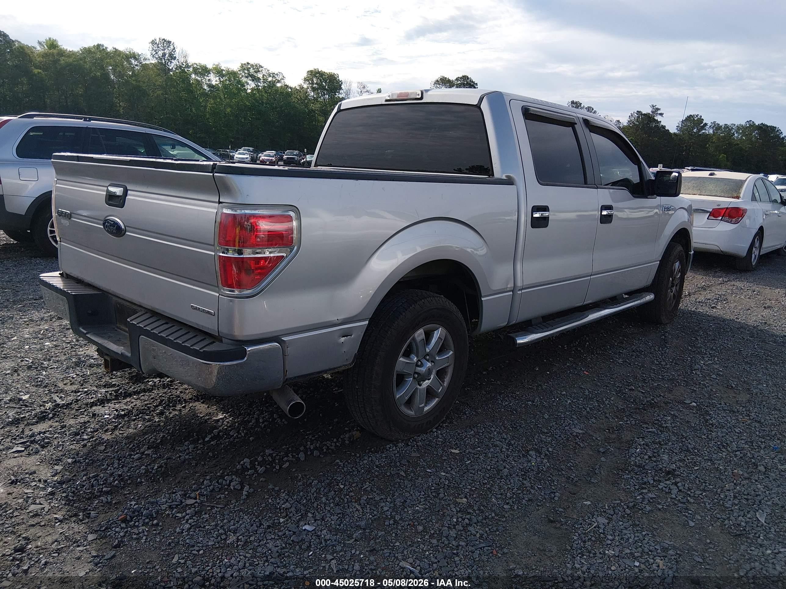 2013 Ford F-150 Xlt Silver vin: 1FTEW1CM4DFB72351