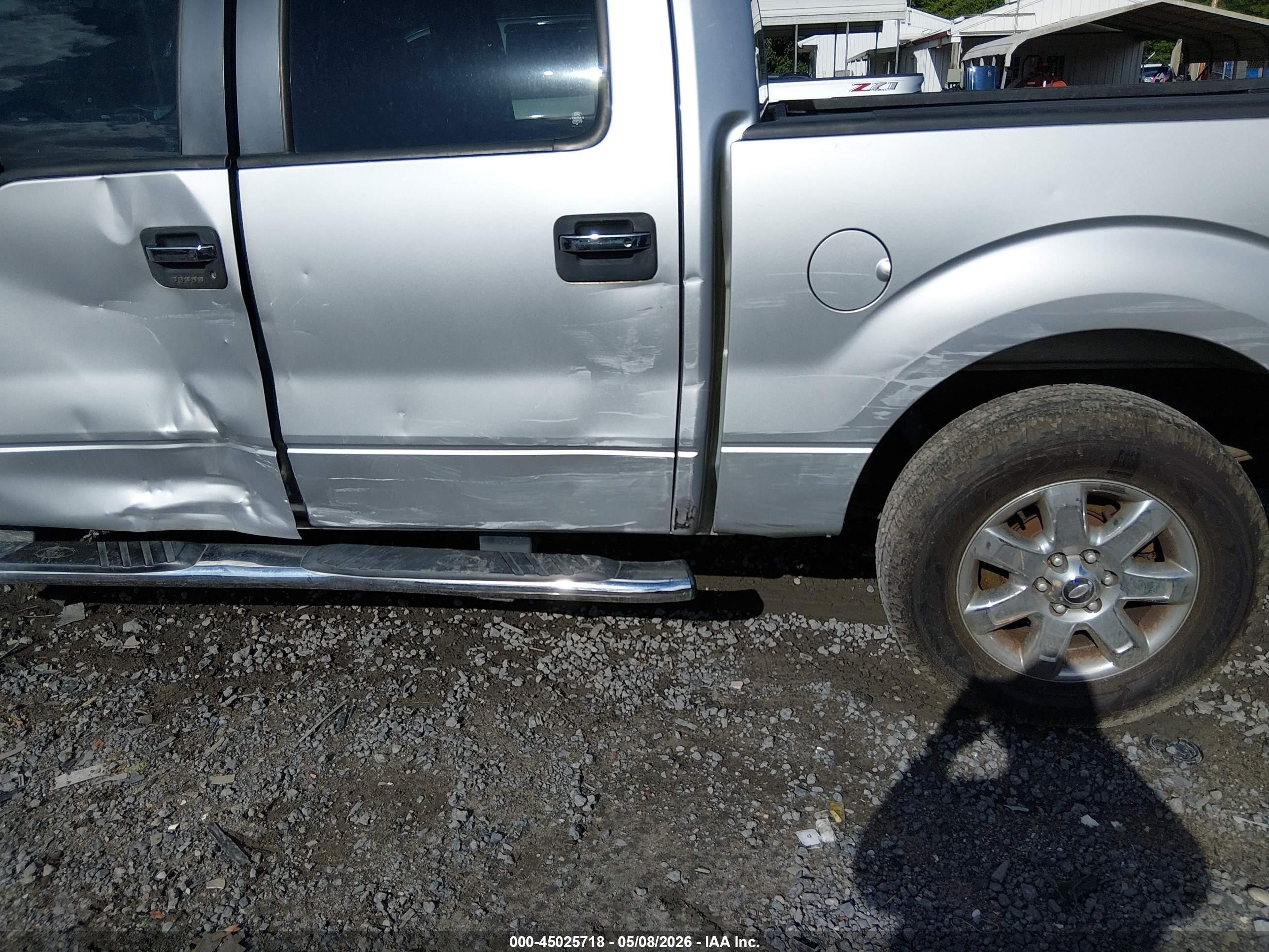 2013 Ford F-150 Xlt Silver vin: 1FTEW1CM4DFB72351