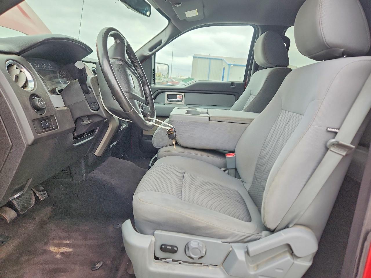 2011 Ford F150 Supercrew Red vin: 1FTEW1CM5BFD08399