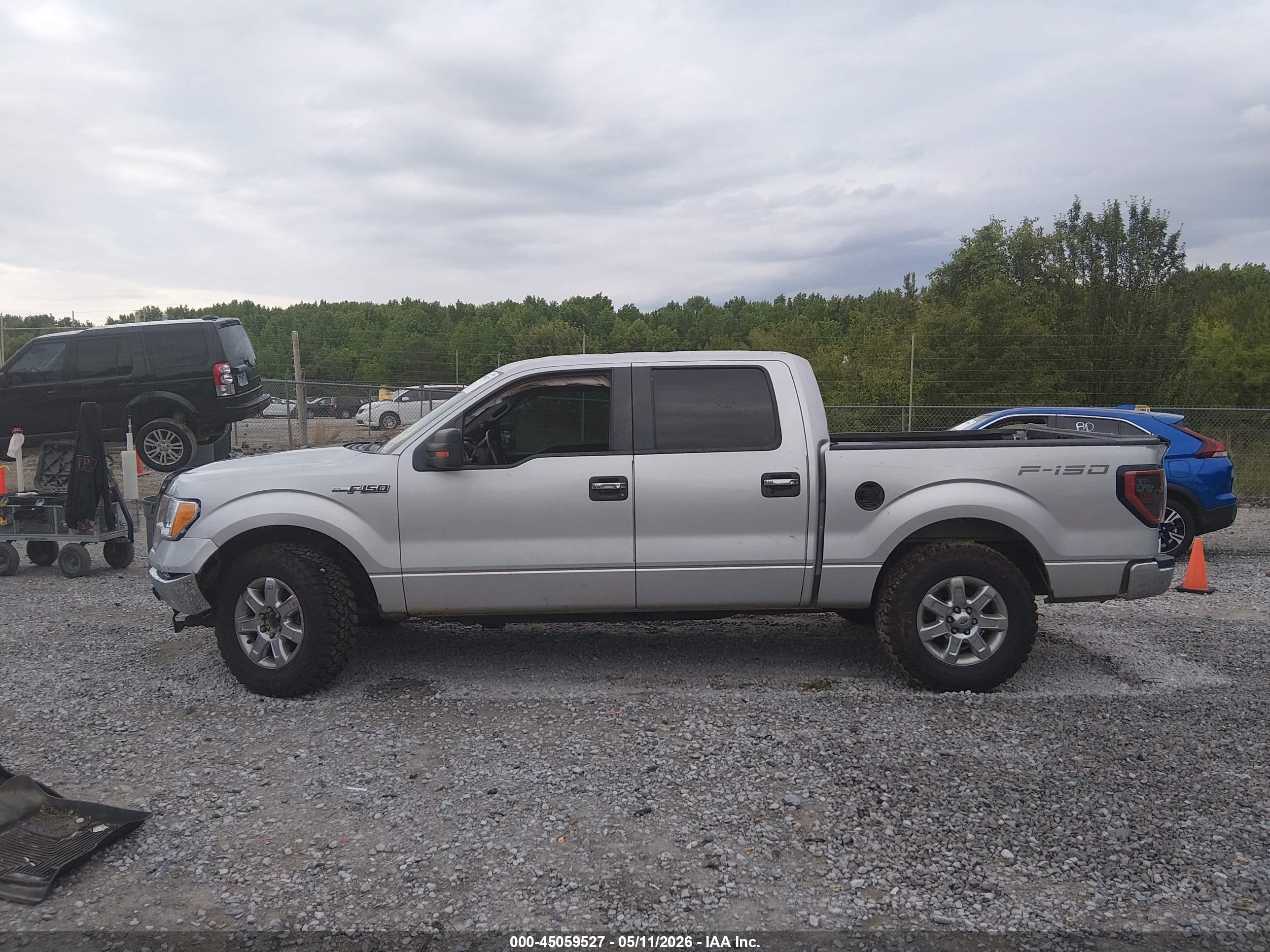 2013 Ford F-150 Xlt Silver vin: 1FTEW1CM5DKF41855
