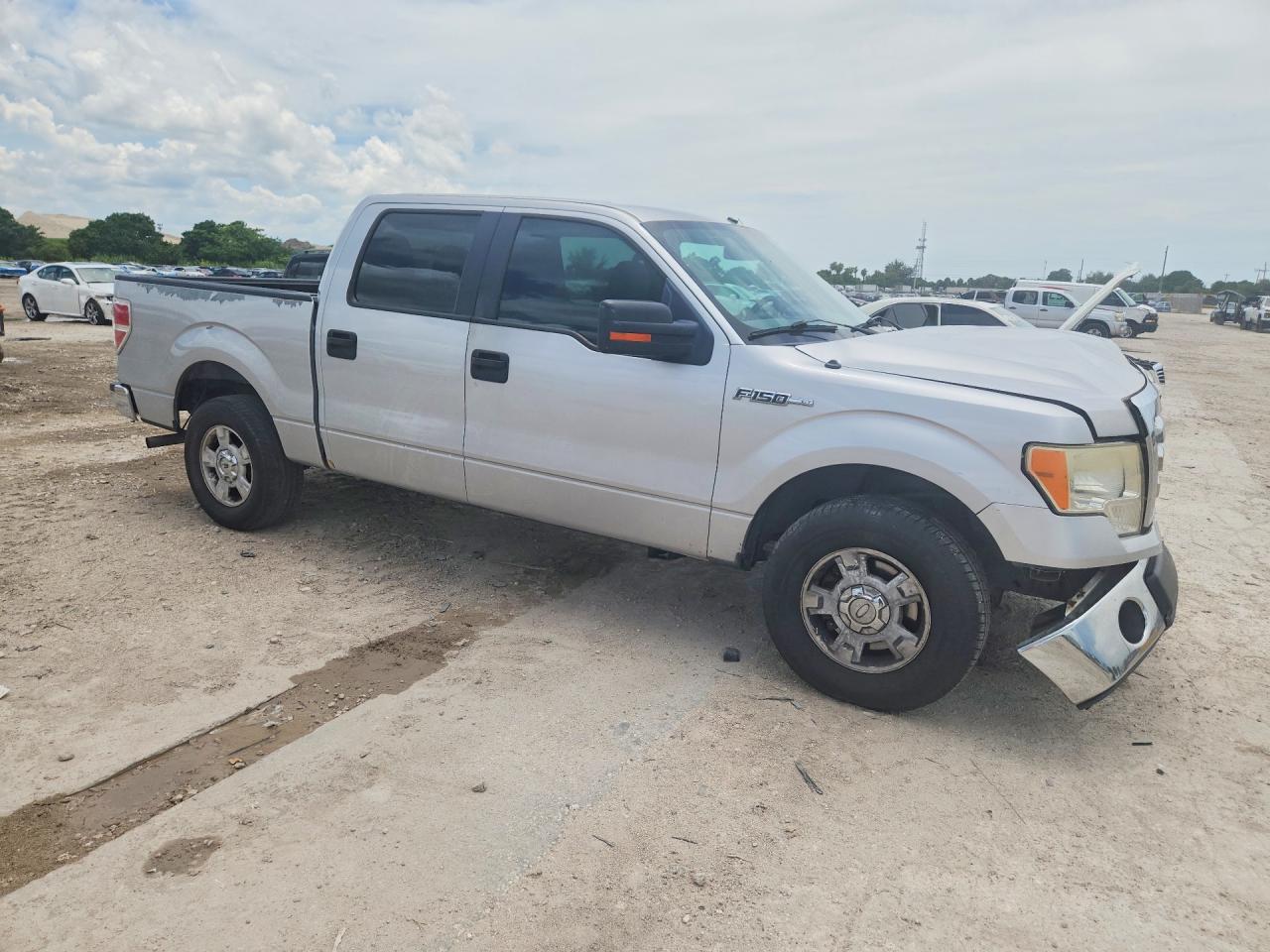 2011 Ford F150 Supercrew White vin: 1FTEW1CM6BKD28331
