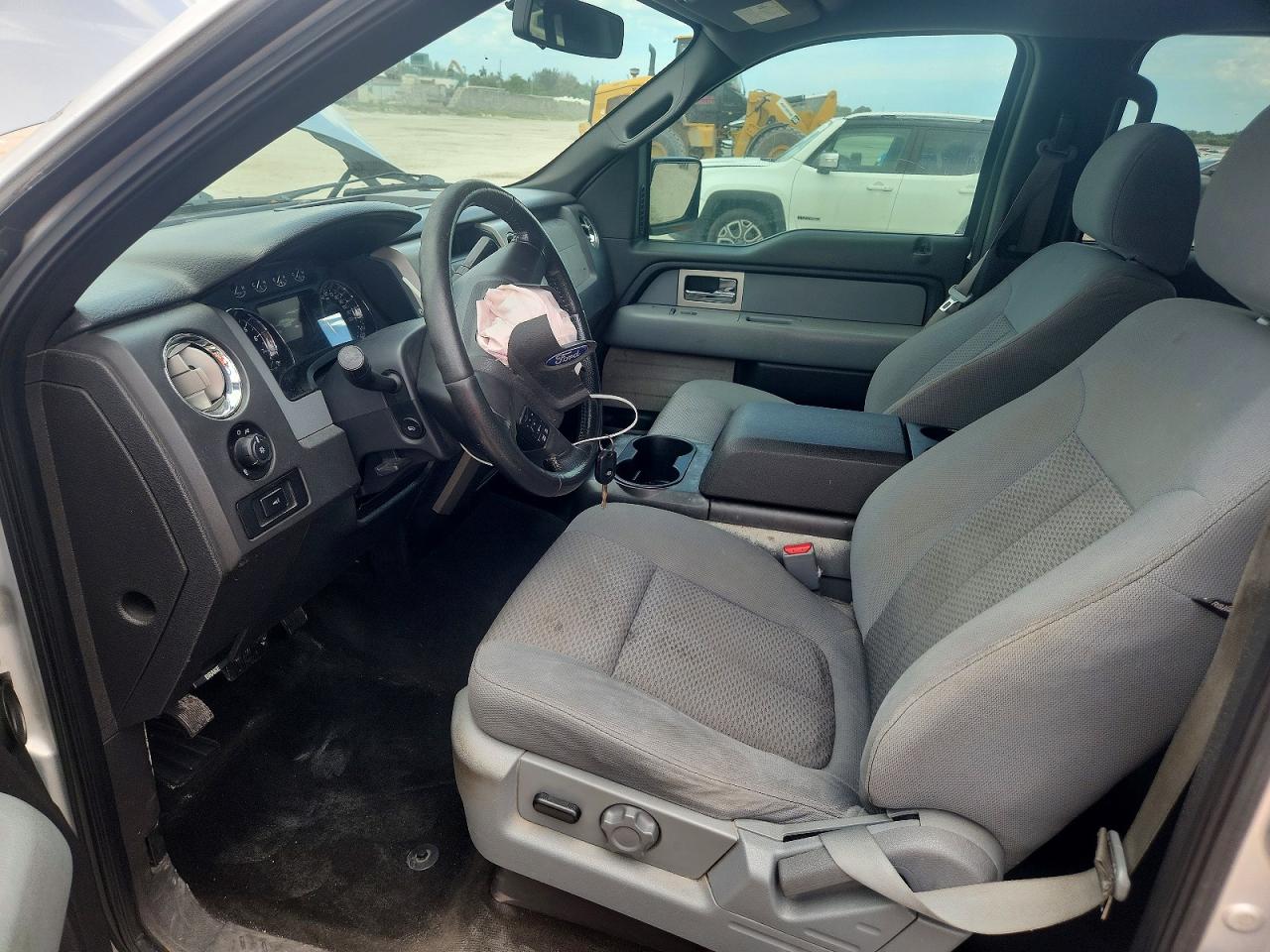 2011 Ford F150 Supercrew White vin: 1FTEW1CM6BKD28331