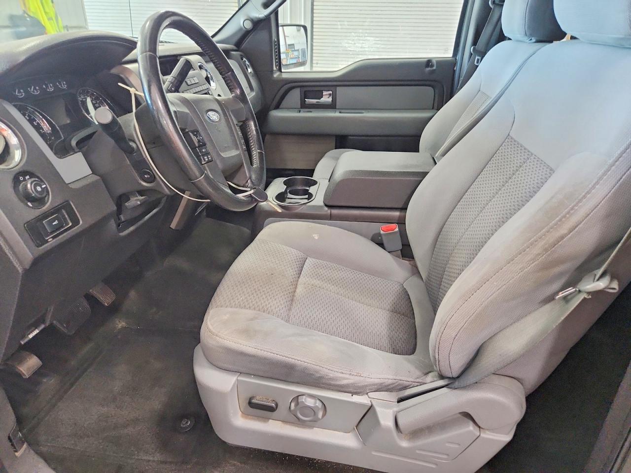 2012 Ford F150 Supercrew Silver vin: 1FTEW1CM6CKD71553