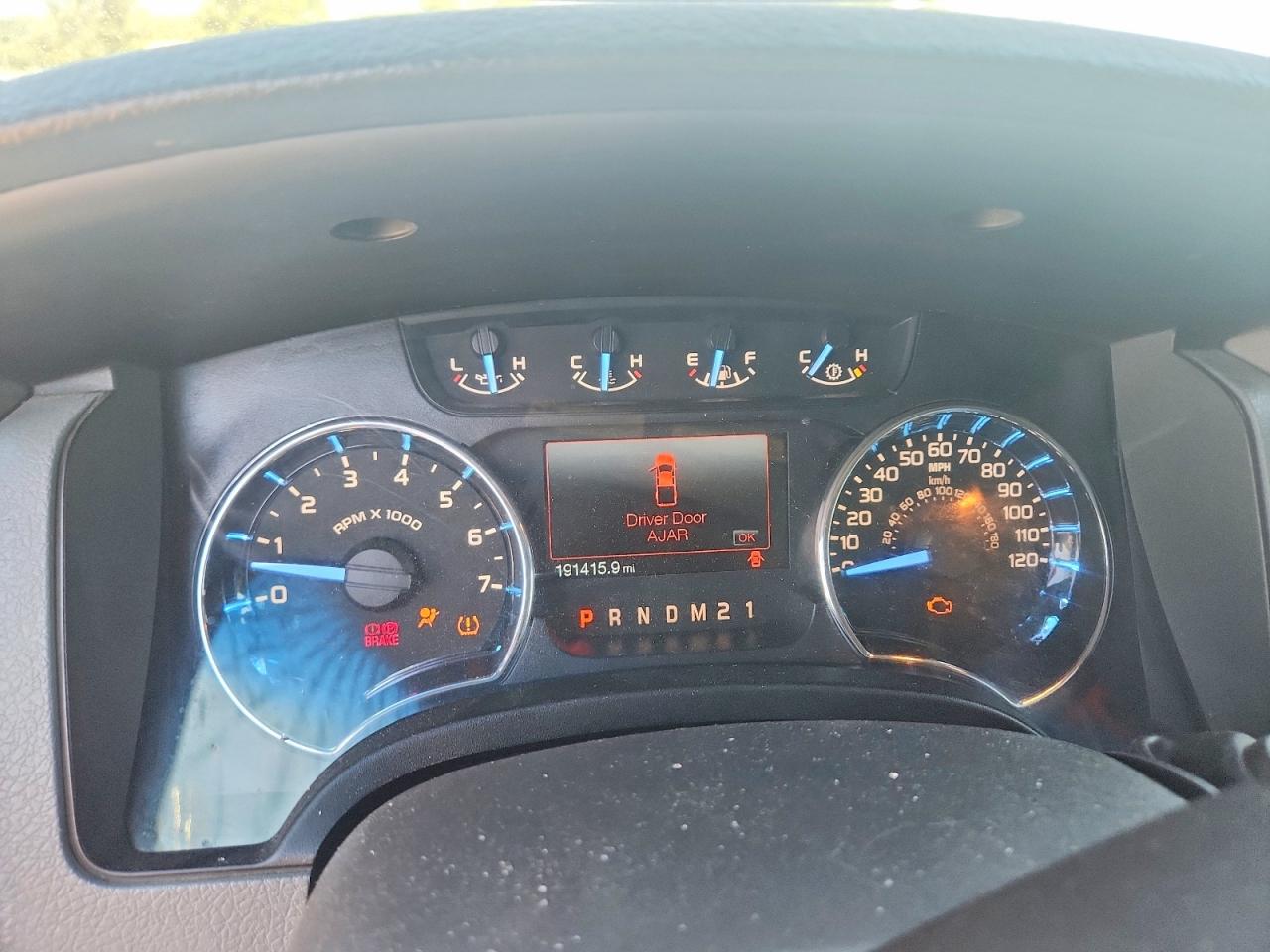 2011 Ford F150 Supercrew Silver vin: 1FTEW1CM8BFB53153