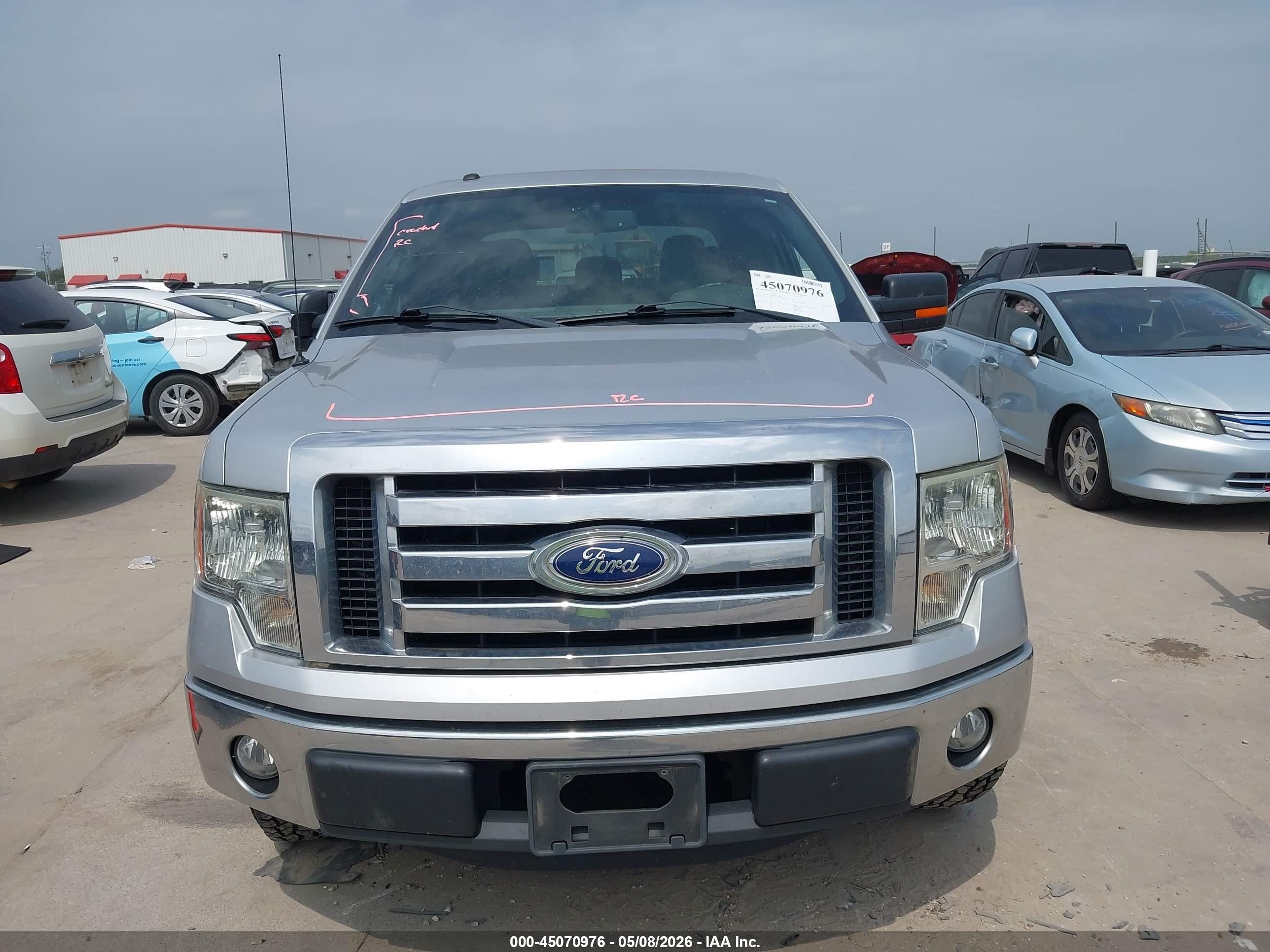 2011 Ford F-150 Xlt Silver vin: 1FTEW1CM8BFC26909