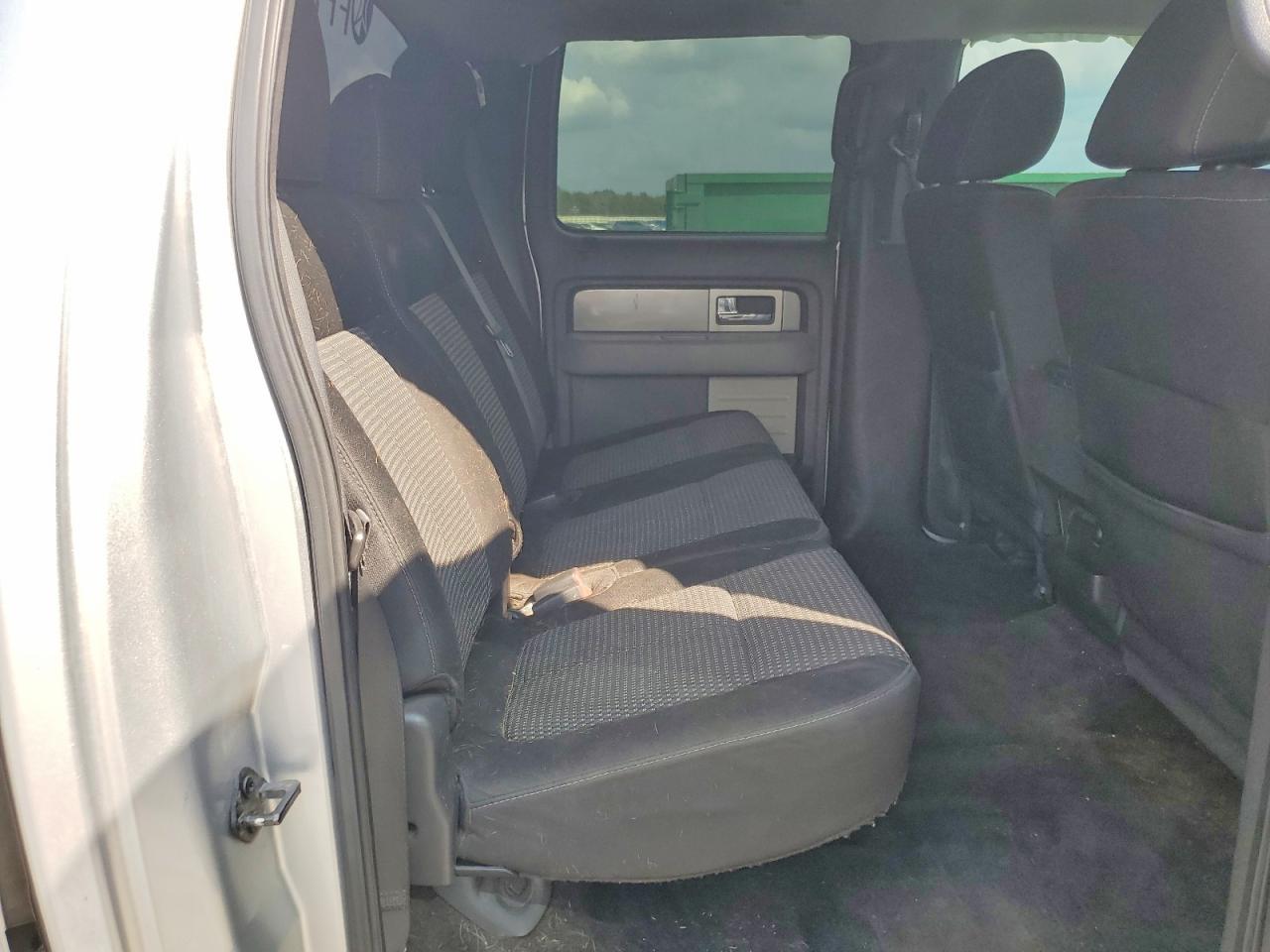 2011 Ford F150 Supercrew Silver vin: 1FTEW1CM8BKD37709