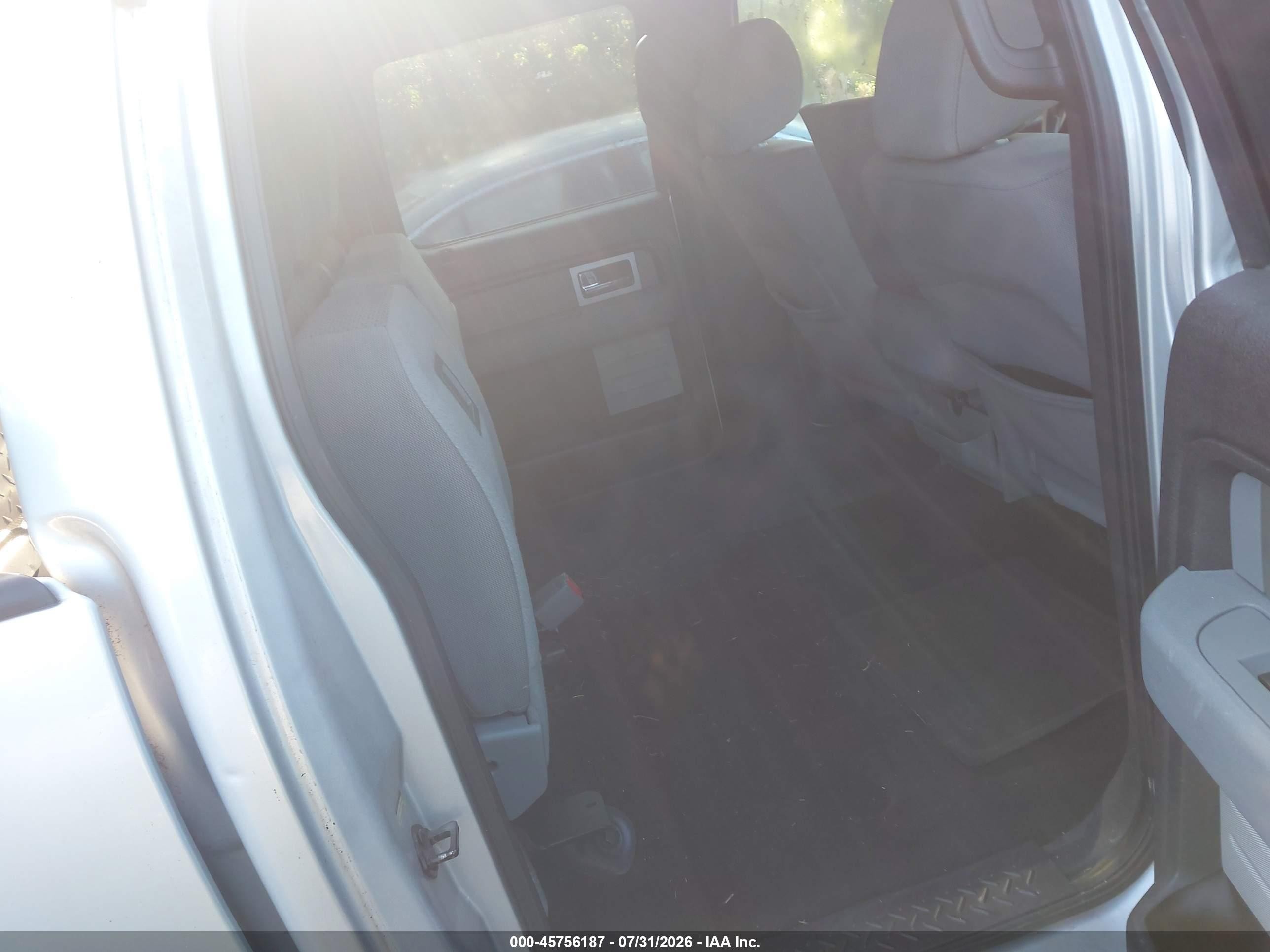 2011 Ford F-150 Xl/xlt Silver vin: 1FTEW1CM8BKE12375