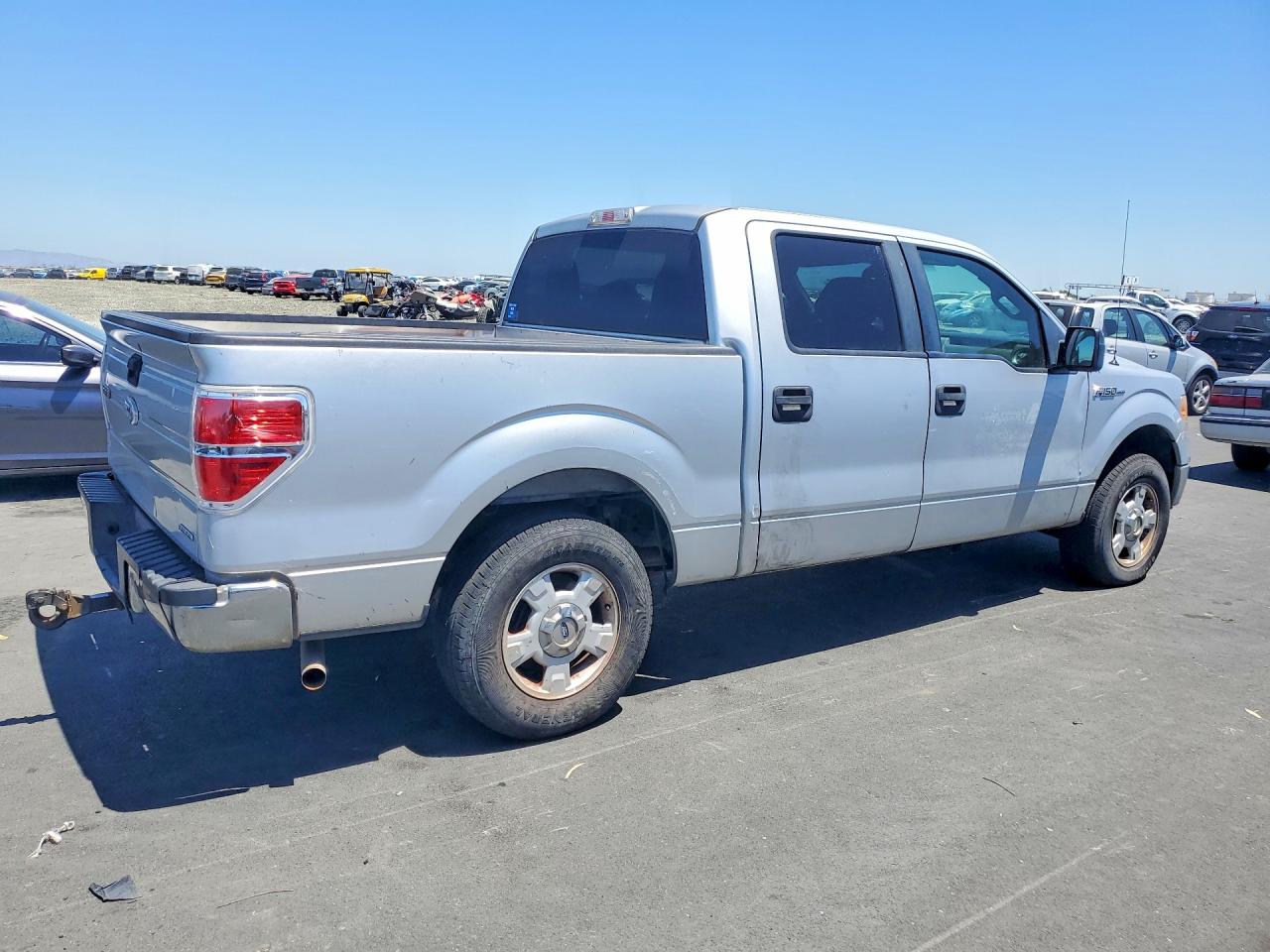 2012 Ford F150 Supercrew Silver vin: 1FTEW1CM8CFA25884