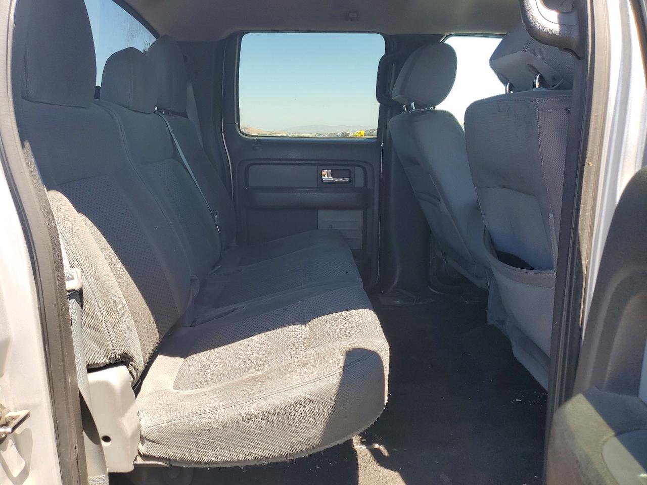 2012 Ford F150 Supercrew Silver vin: 1FTEW1CM8CFA25884