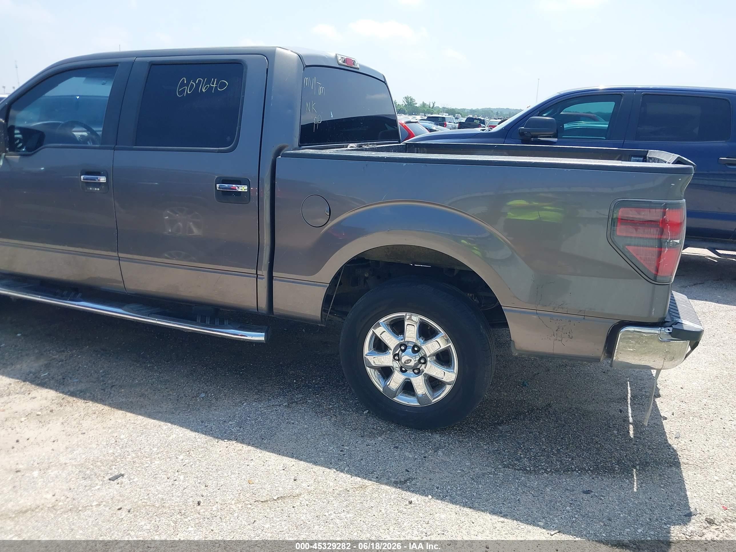 2013 Ford F-150 Xlt Gray vin: 1FTEW1CM8DKG07640