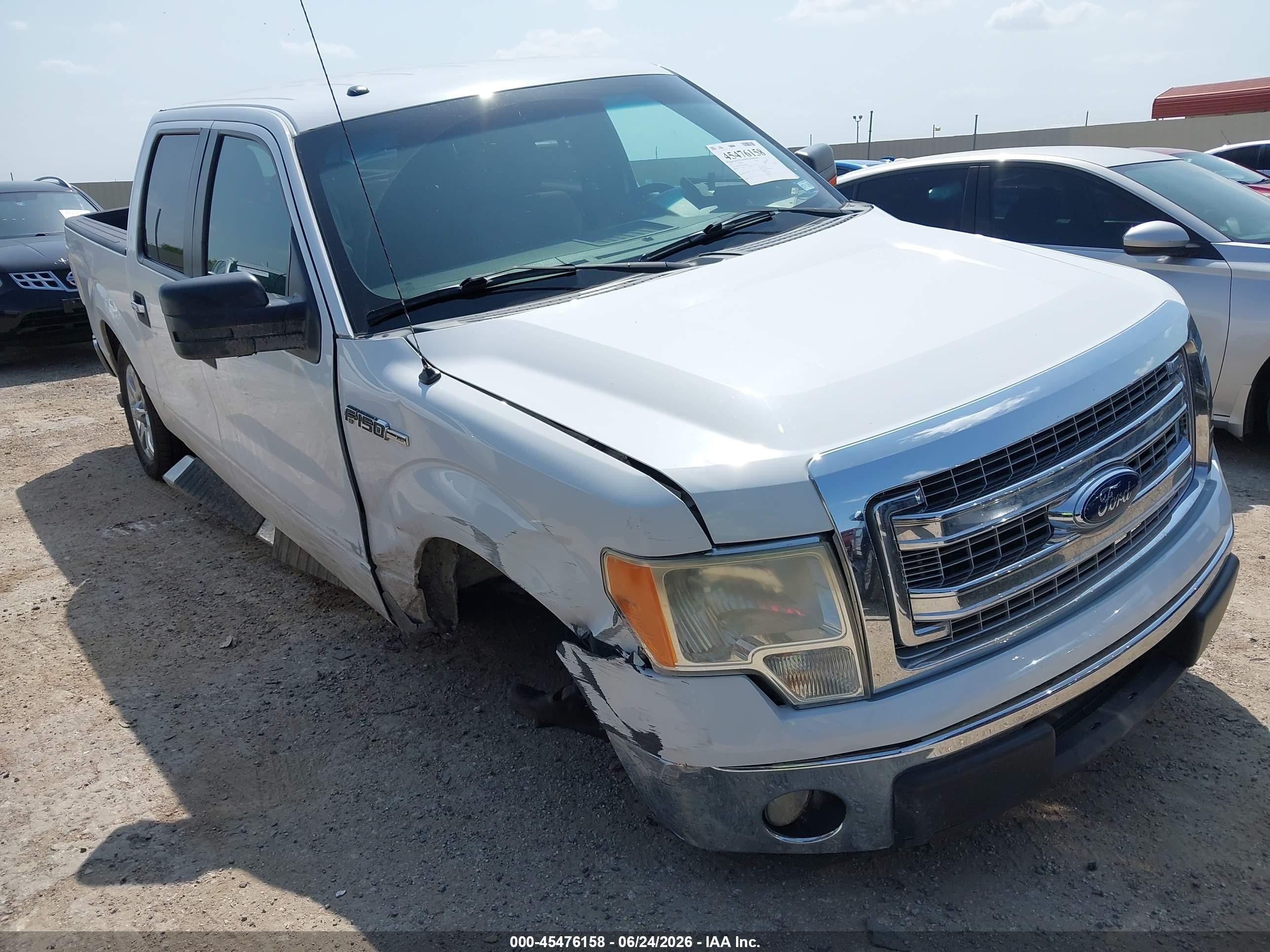 2013 Ford F-150 Xl/xlt White vin: 1FTEW1CM8DKG46535