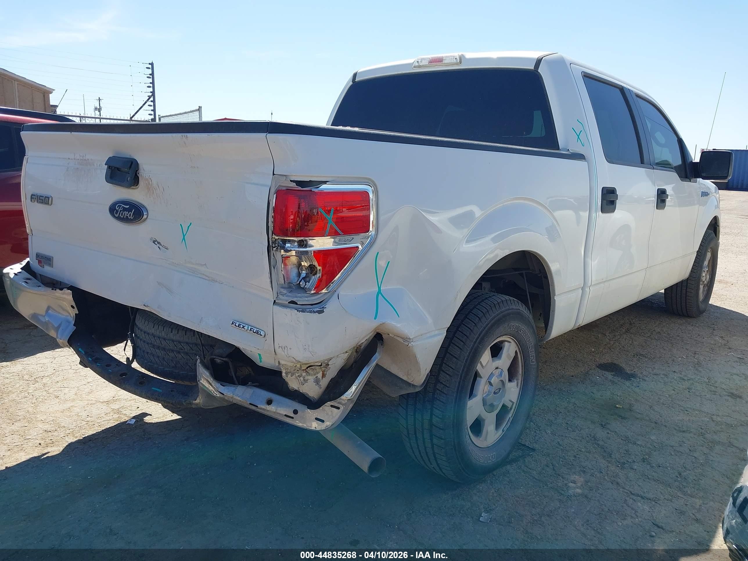 2014 Ford F-150 Xlt White vin: 1FTEW1CM8EFA69497