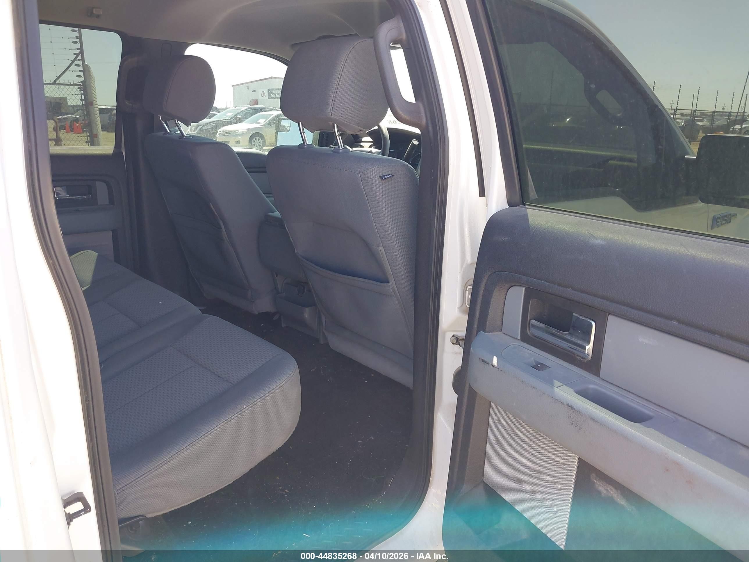 2014 Ford F-150 Xlt White vin: 1FTEW1CM8EFA69497