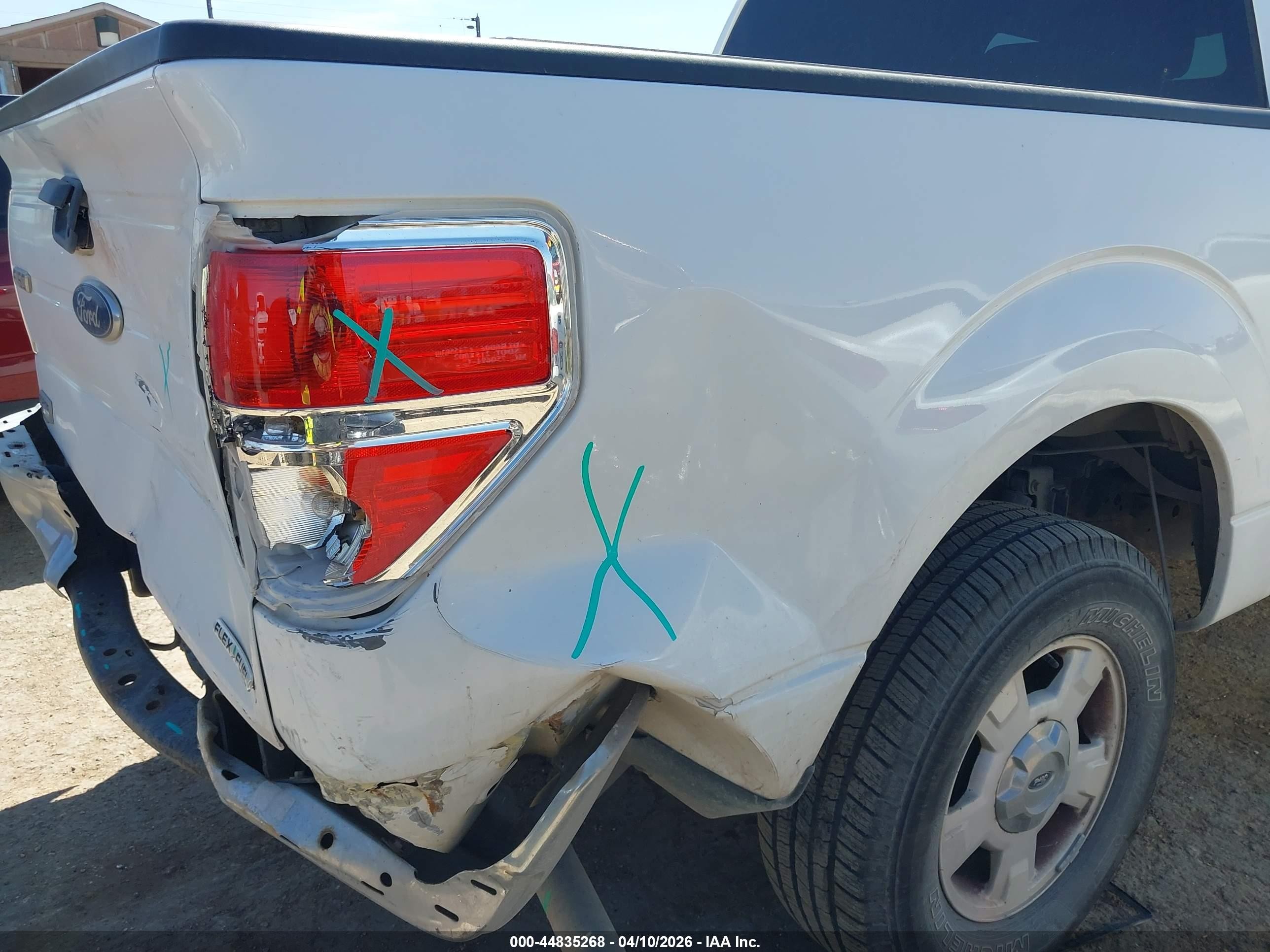 2014 Ford F-150 Xlt White vin: 1FTEW1CM8EFA69497