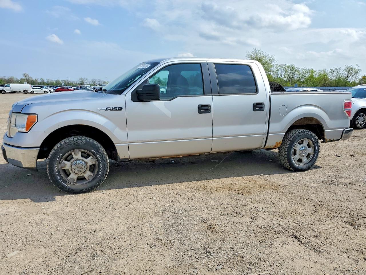 2011 Ford F150 Supercrew Silver vin: 1FTEW1CM9BFA15931