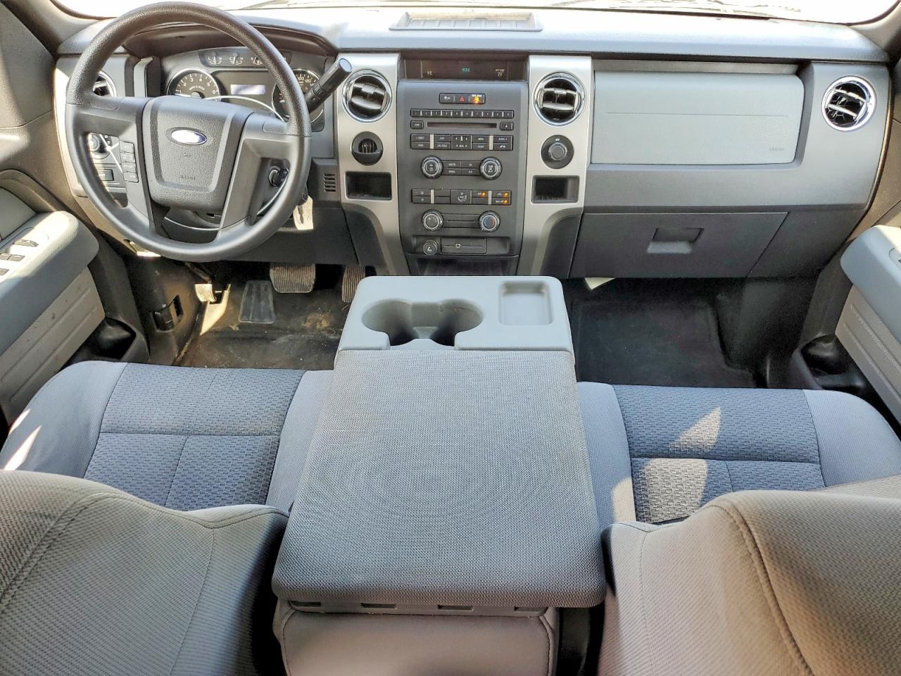 2011 Ford F150 Supercrew Silver vin: 1FTEW1CM9BFA15931
