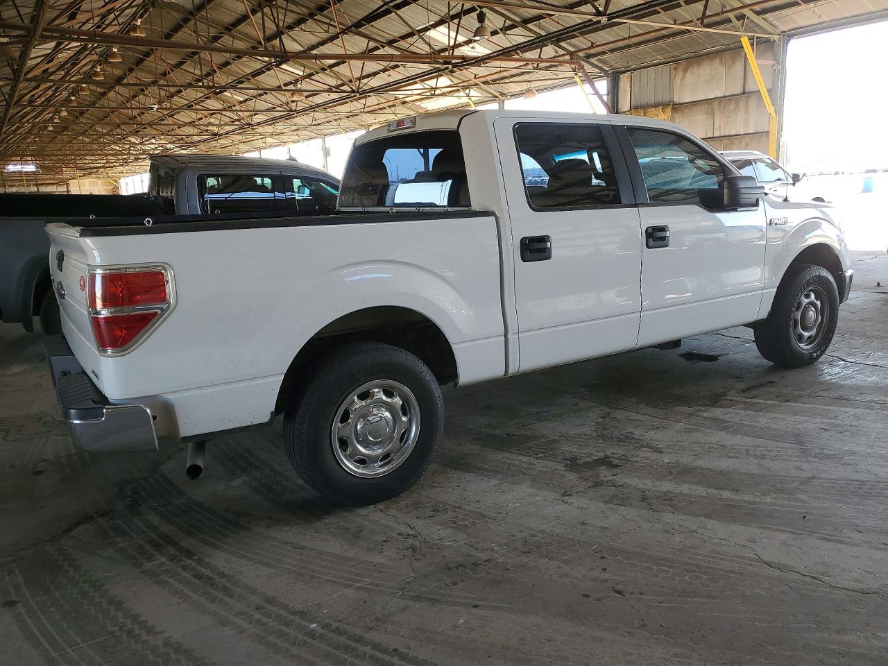 2014 Ford F150 Supercrew White vin: 1FTEW1CM9EKE26161