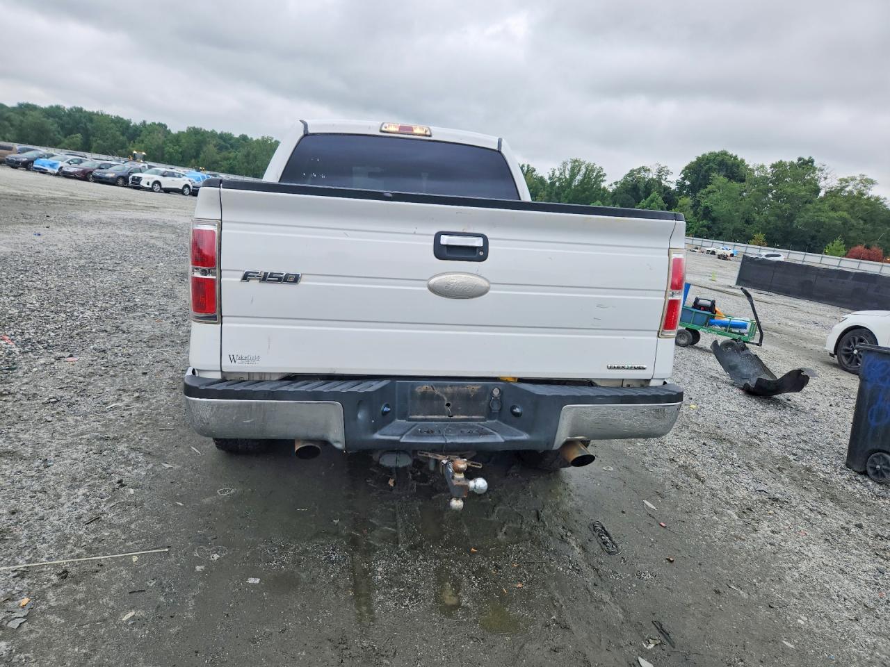 2011 Ford F150 Supercrew White vin: 1FTEW1CMXBFD20208