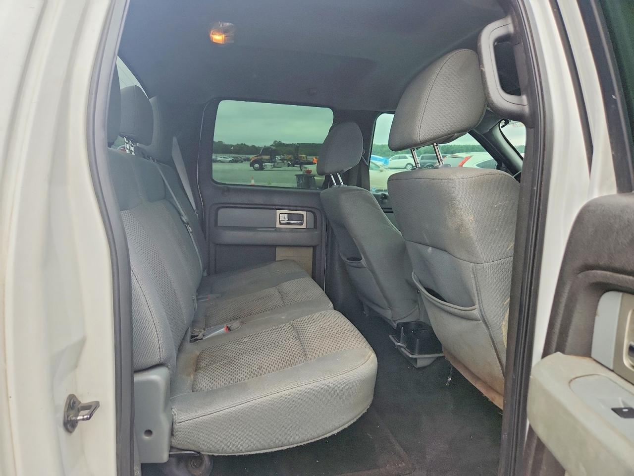 2011 Ford F150 Supercrew White vin: 1FTEW1CMXBFD20208