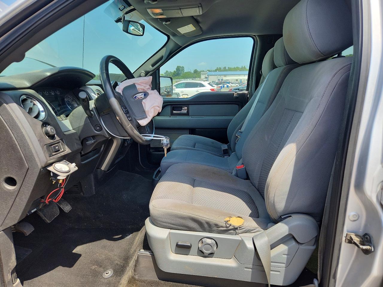 2012 Ford F150 Supercrew Silver vin: 1FTEW1CMXCKD48664