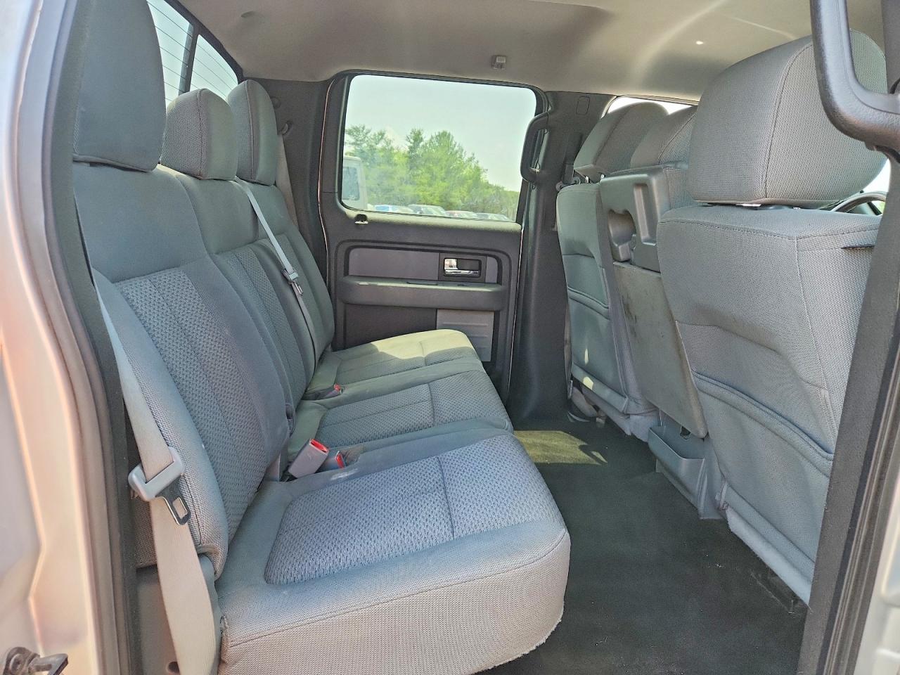2012 Ford F150 Supercrew Silver vin: 1FTEW1CMXCKD48664