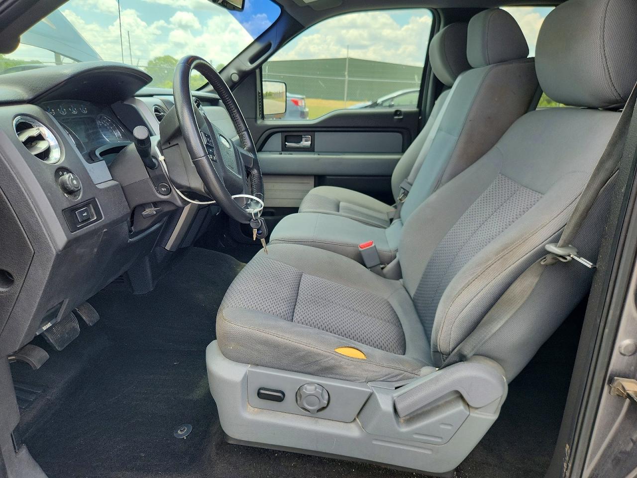 2013 Ford F150 Supercrew Gray vin: 1FTEW1CMXDFA58290