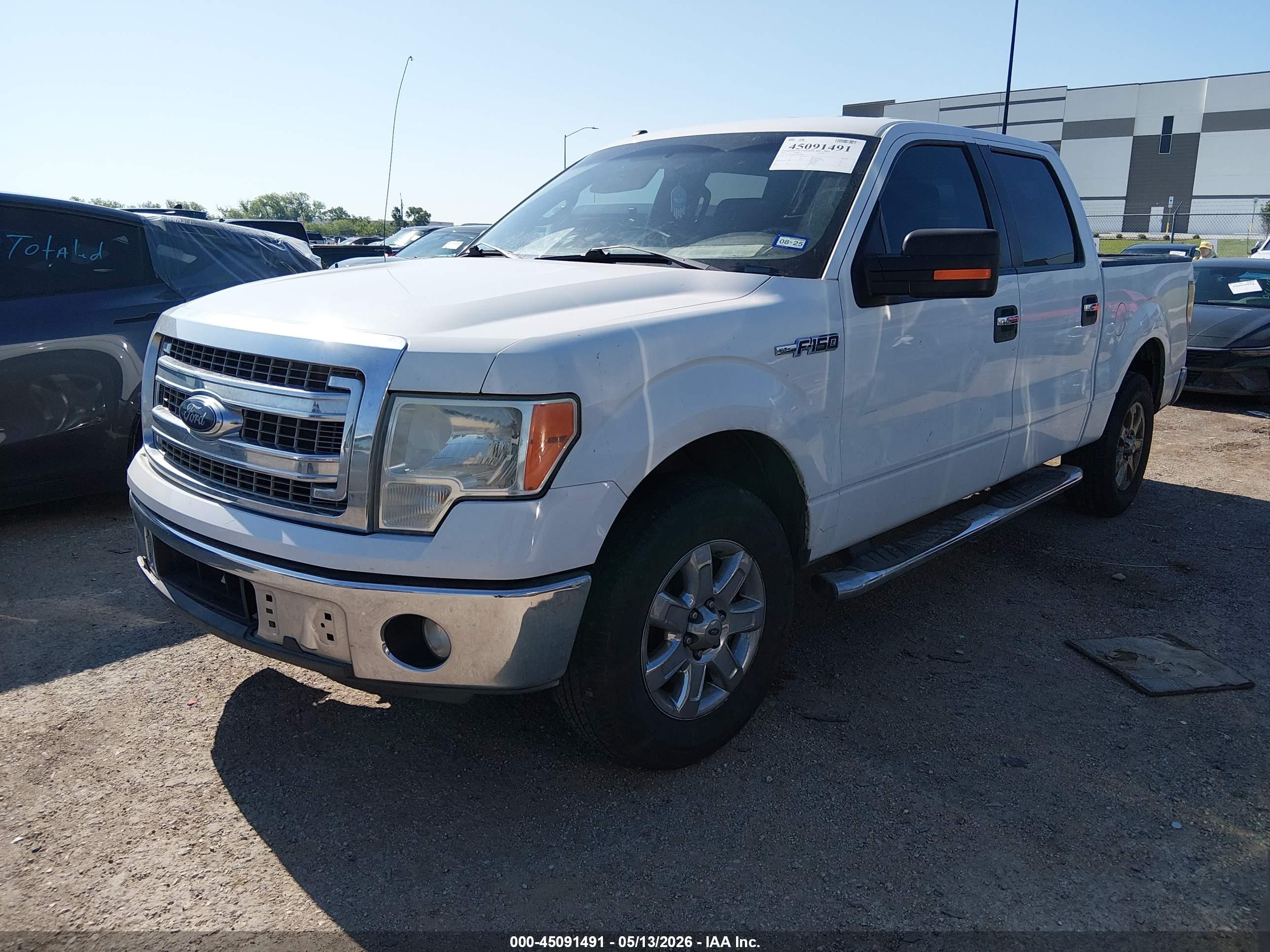 2013 Ford F-150 Xlt White vin: 1FTEW1CMXDKF58408