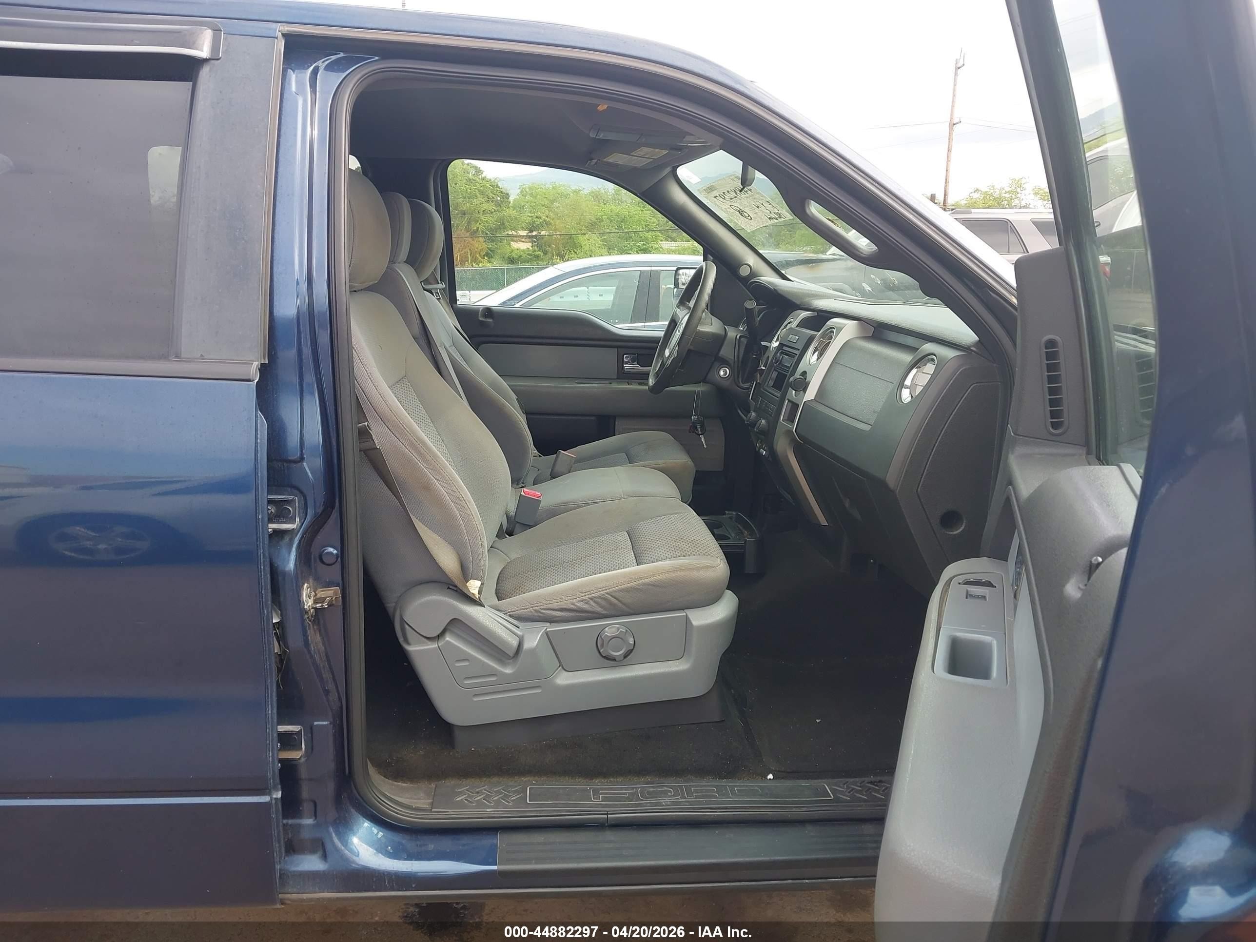 2014 Ford F-150 Xlt Blue vin: 1FTEW1CMXEFA18227