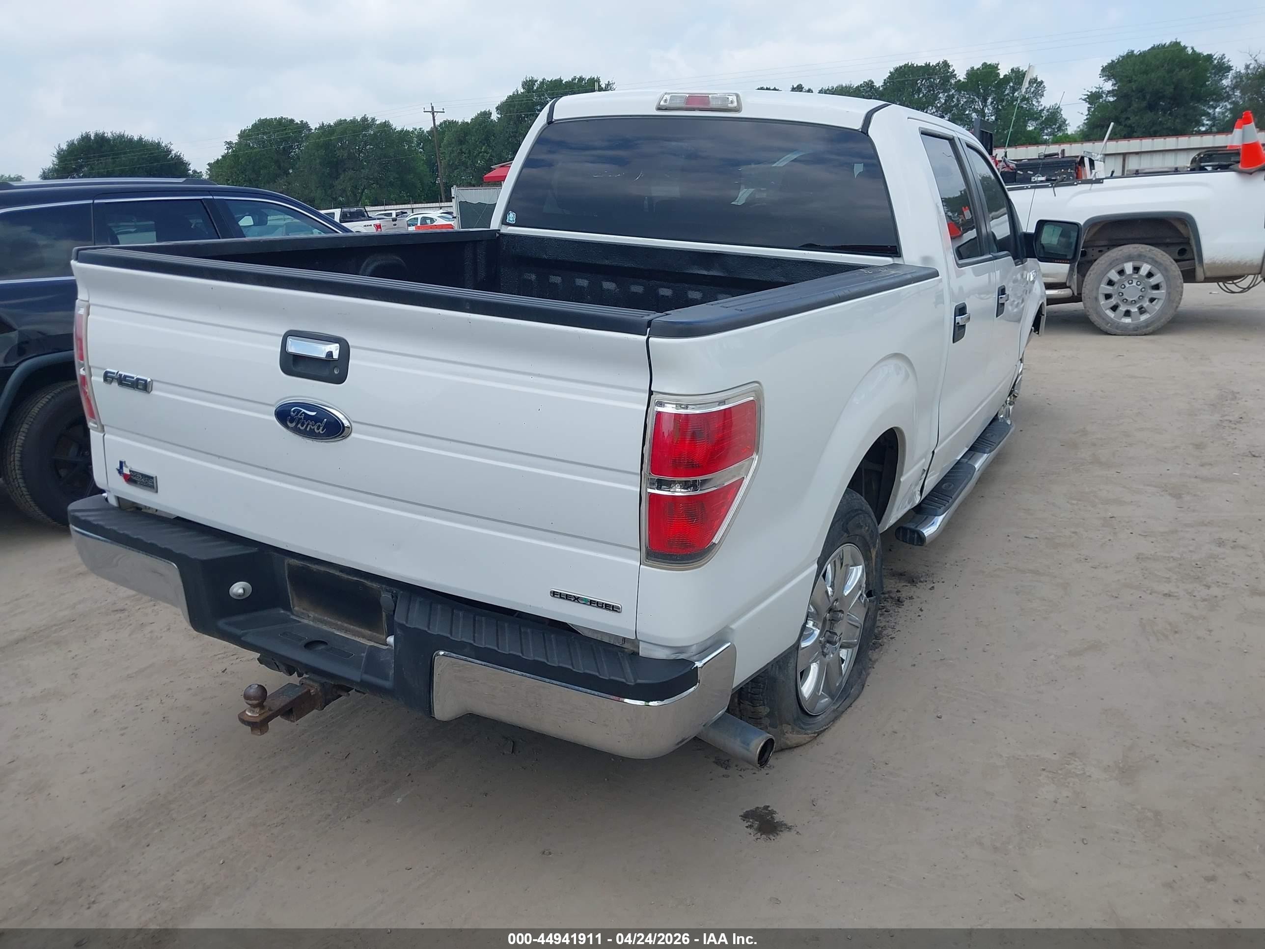 2014 Ford F-150 Xlt White vin: 1FTEW1CMXEFC70320