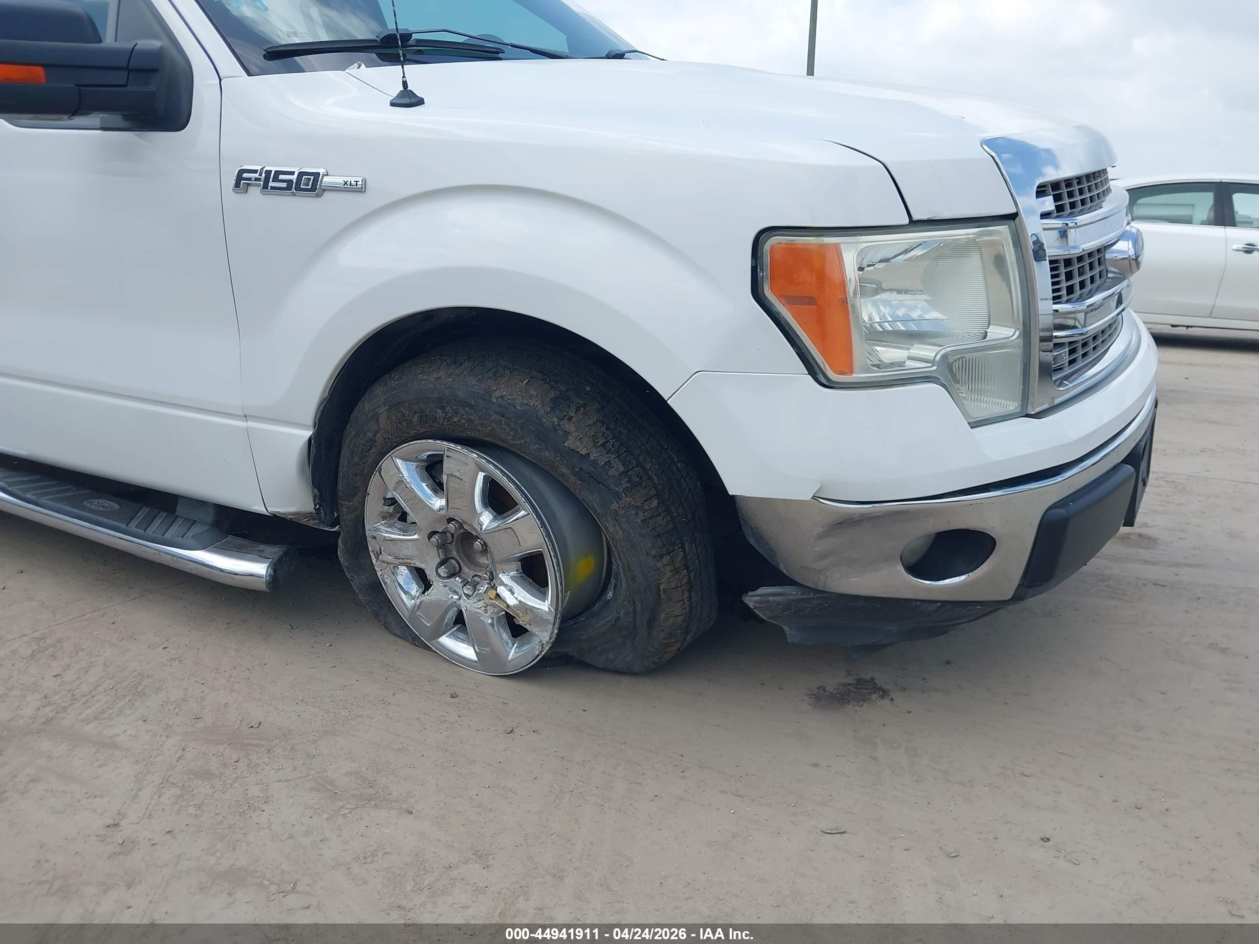 2014 Ford F-150 Xlt White vin: 1FTEW1CMXEFC70320