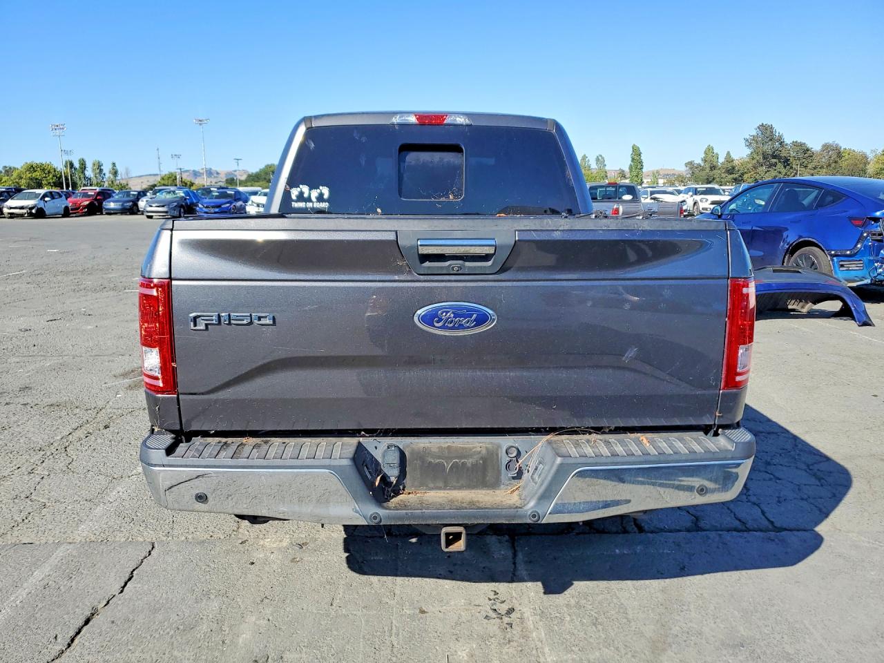 2015 Ford F150 Supercrew Gray vin: 1FTEW1CP0FFA57694