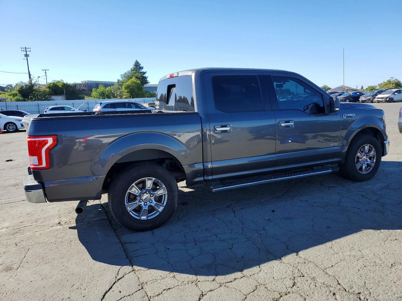 2015 Ford F150 Supercrew Gray vin: 1FTEW1CP0FFA57694