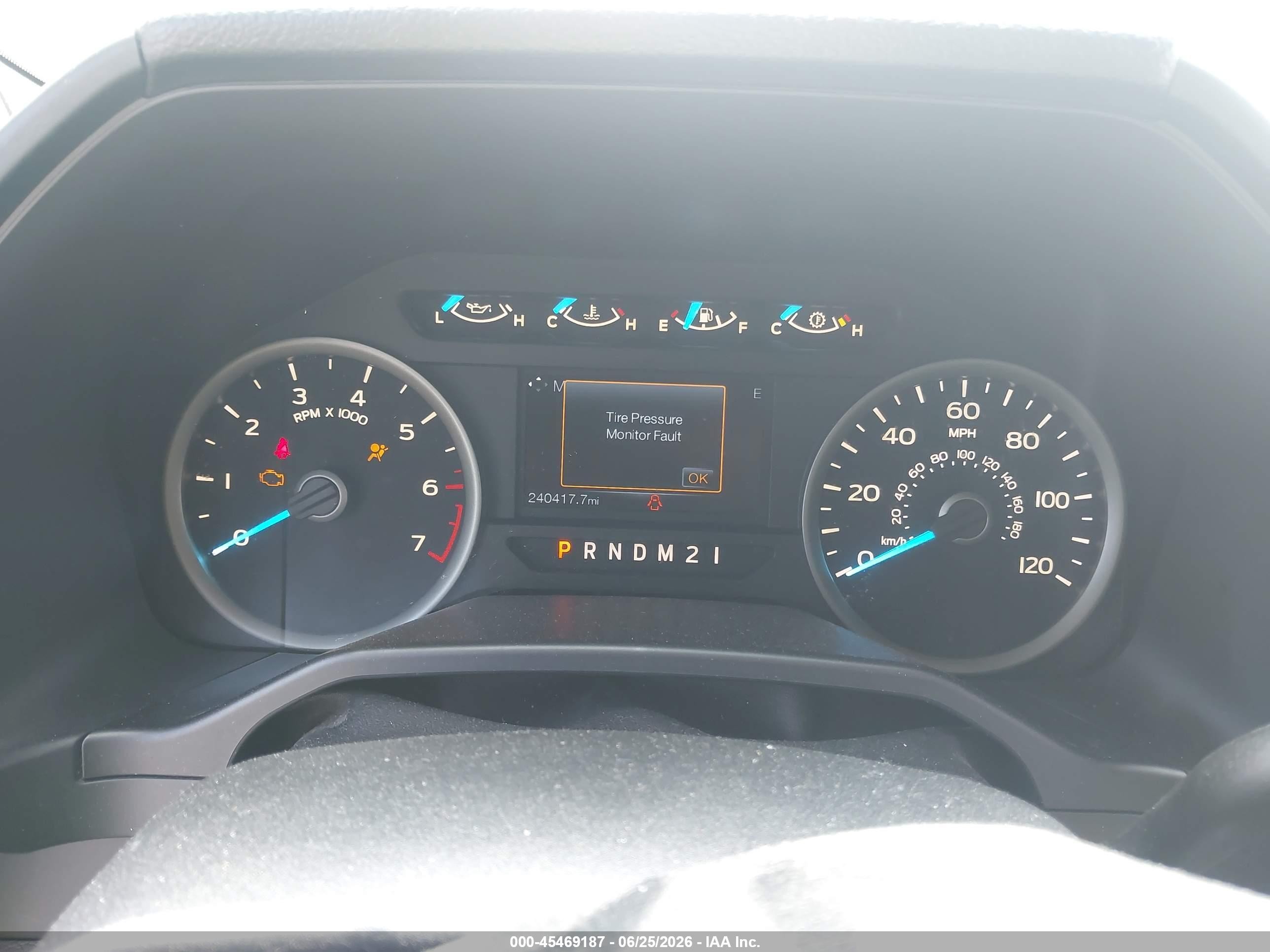 2015 Ford F-150 Xlt Silver vin: 1FTEW1CP0FKE64793
