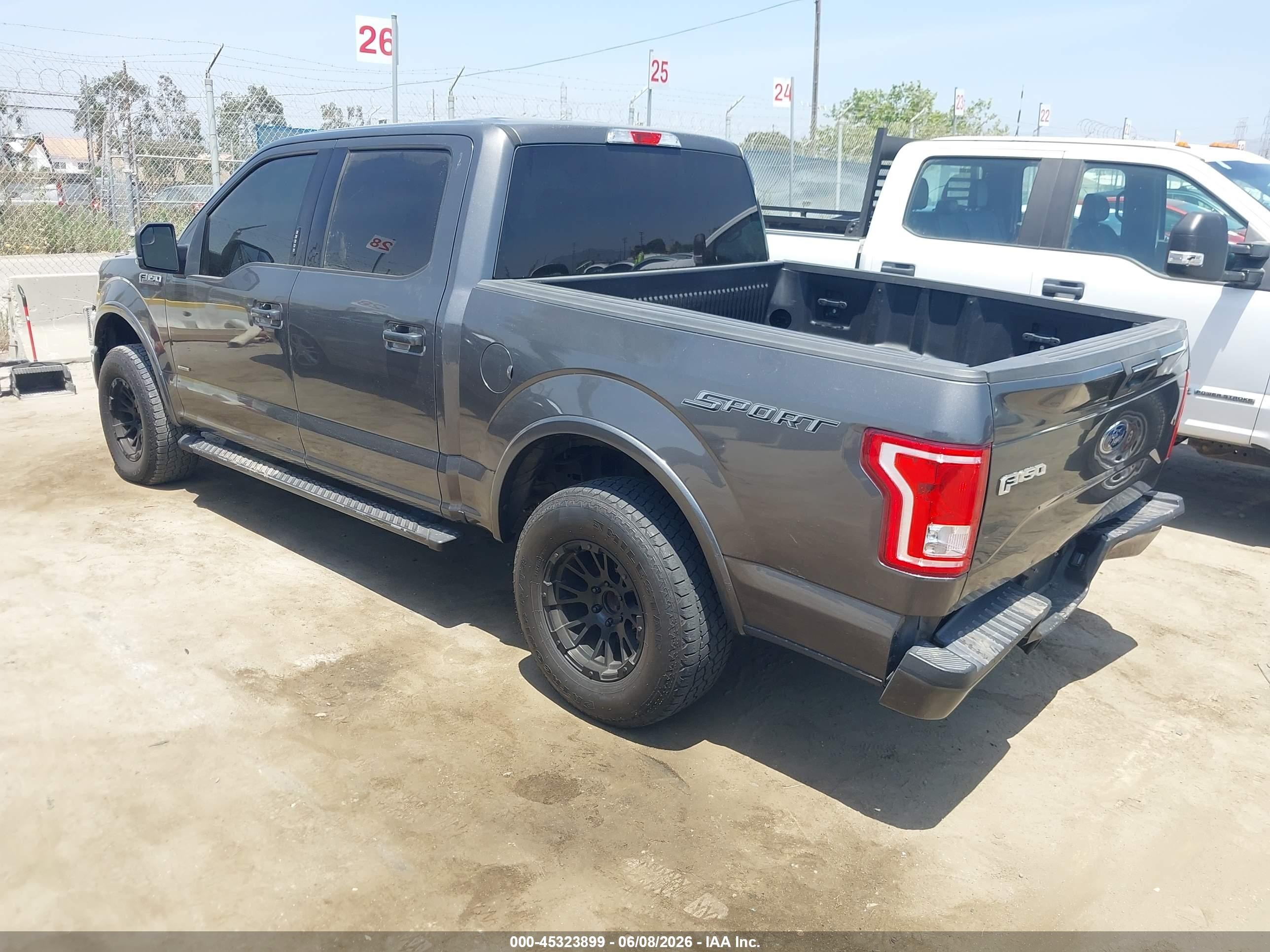 2015 Ford F-150 Xlt Gray vin: 1FTEW1CP0FKE76121
