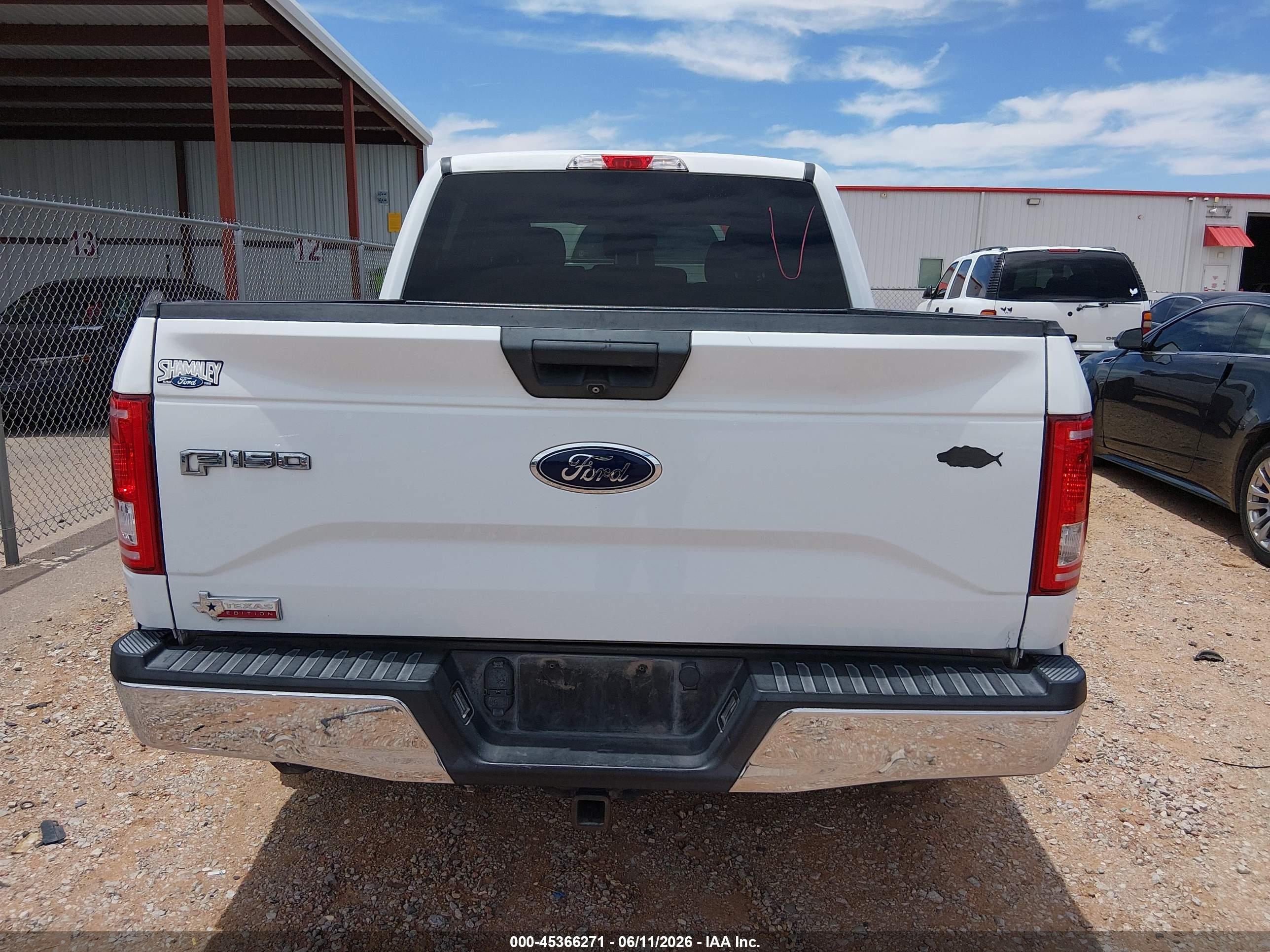 2015 Ford F-150 Xlt White vin: 1FTEW1CP1FFA79350