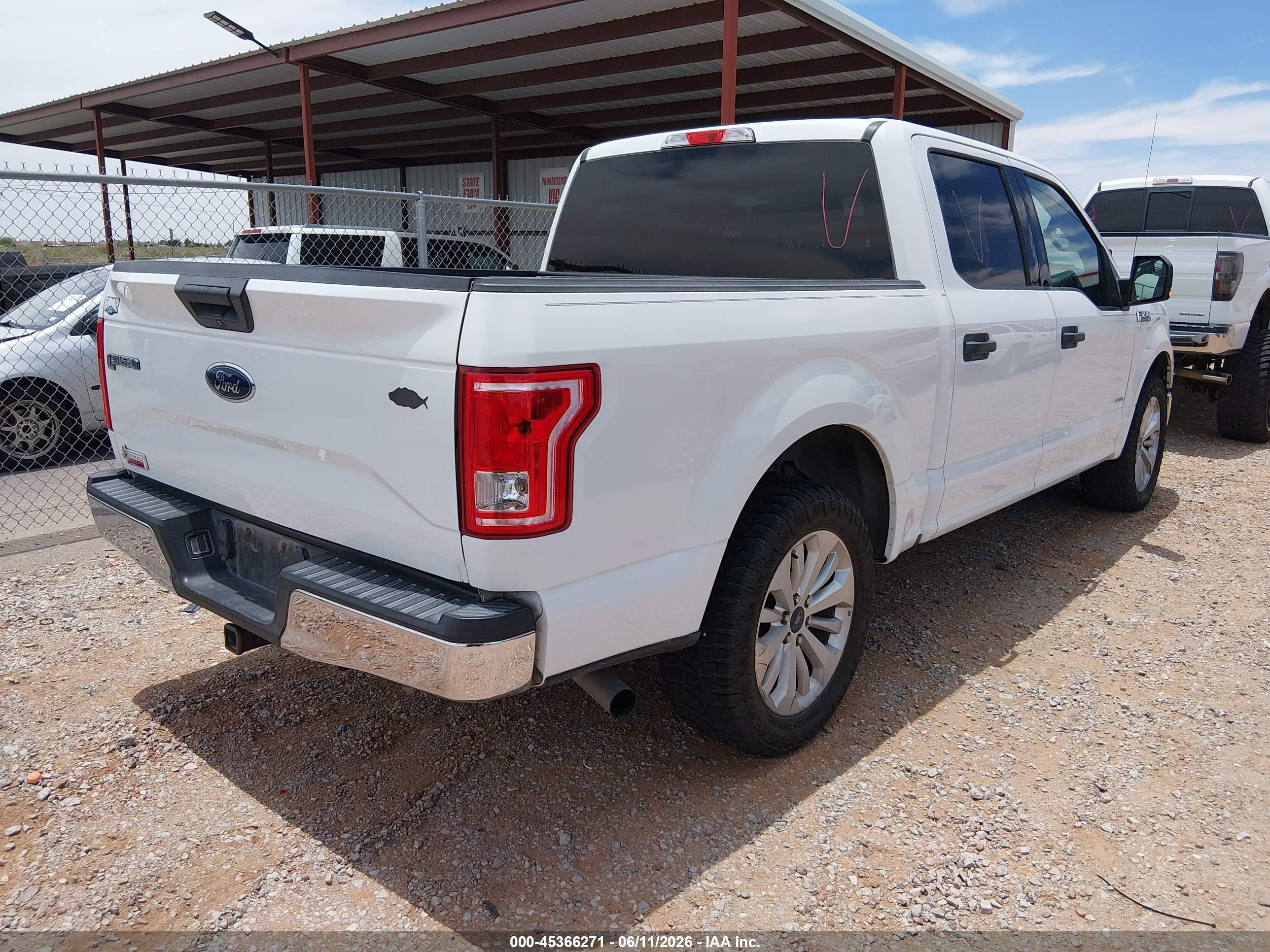 2015 Ford F-150 Xlt White vin: 1FTEW1CP1FFA79350