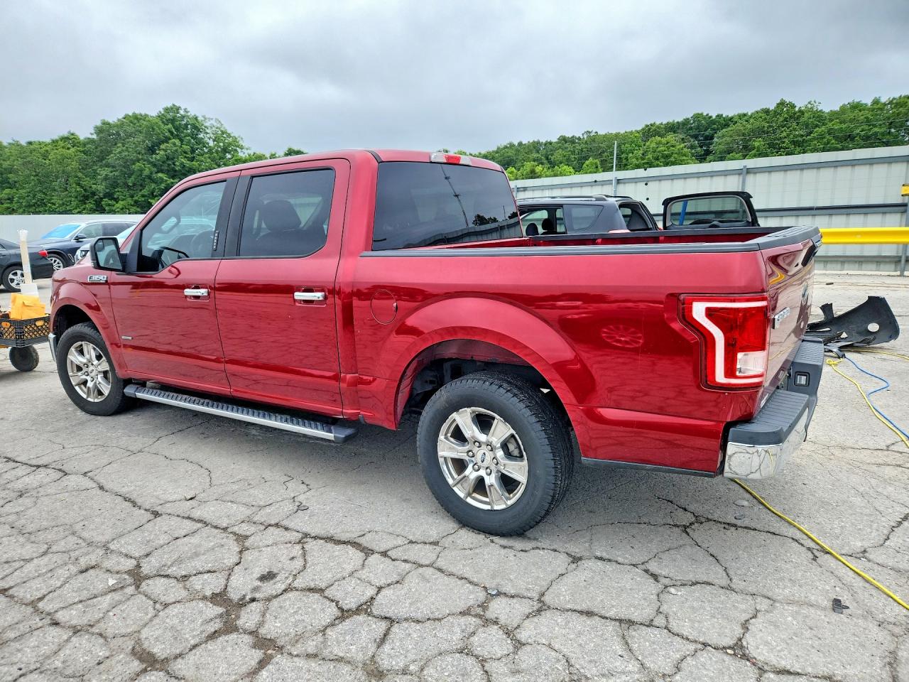 2015 Ford F150 Supercrew Red vin: 1FTEW1CP1FKD57574