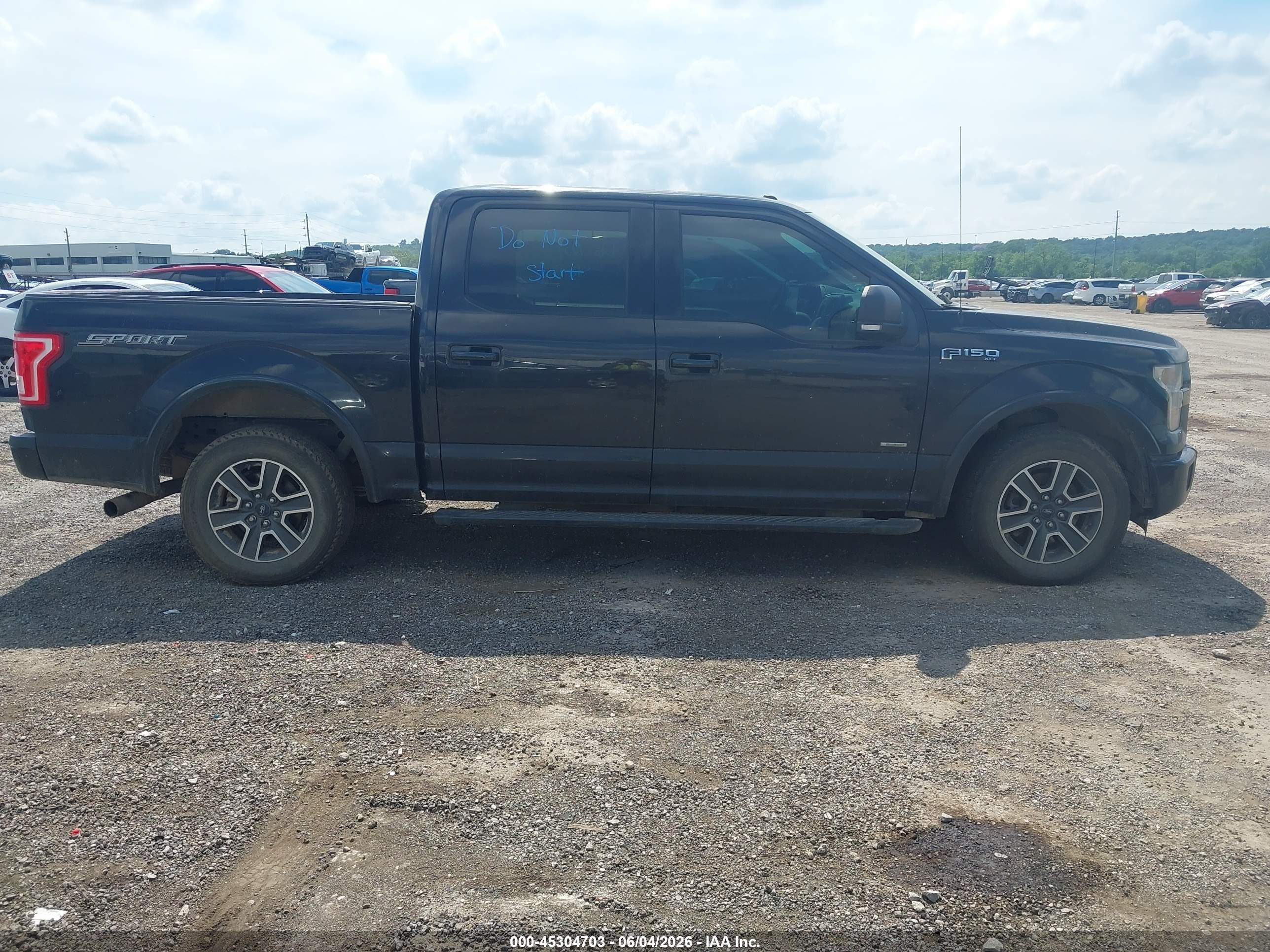 2015 Ford F-150 Xlt Black vin: 1FTEW1CP1FKF21731