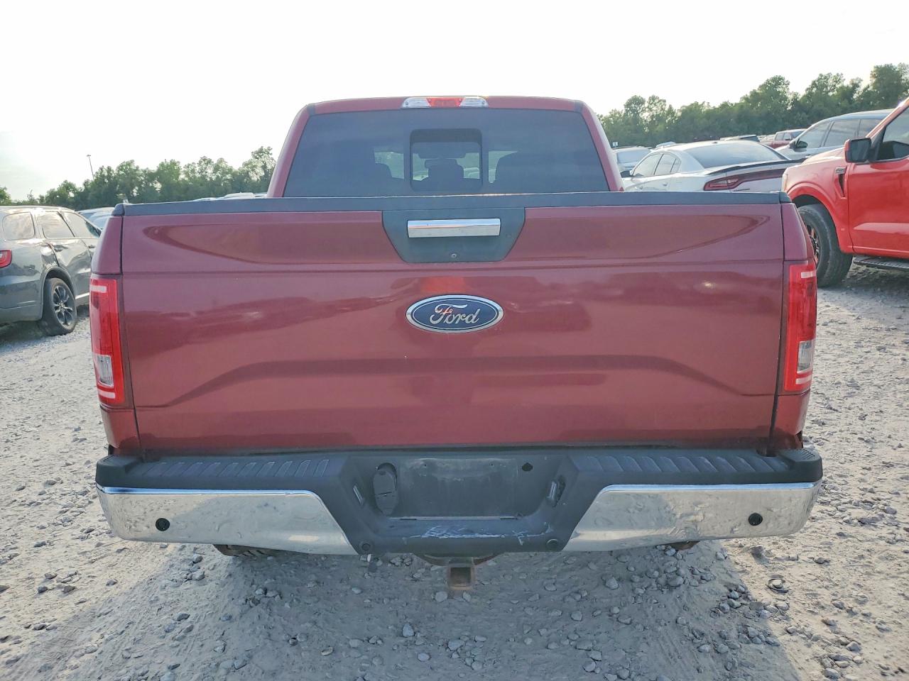 2016 Ford F150 Supercrew Red vin: 1FTEW1CP1GKD40985