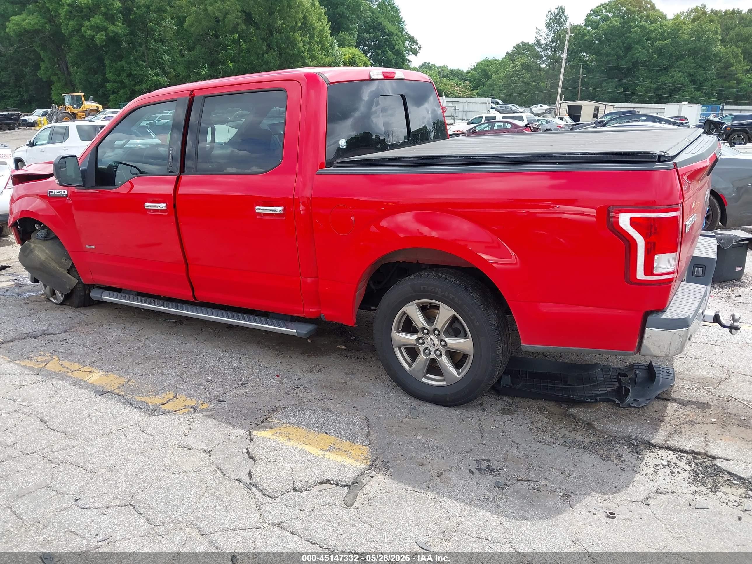 2015 Ford F-150 Xlt Red vin: 1FTEW1CP2FFB29379