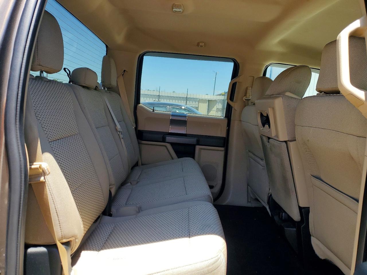 2015 Ford F150 Supercrew Tan vin: 1FTEW1CP2FFB94734