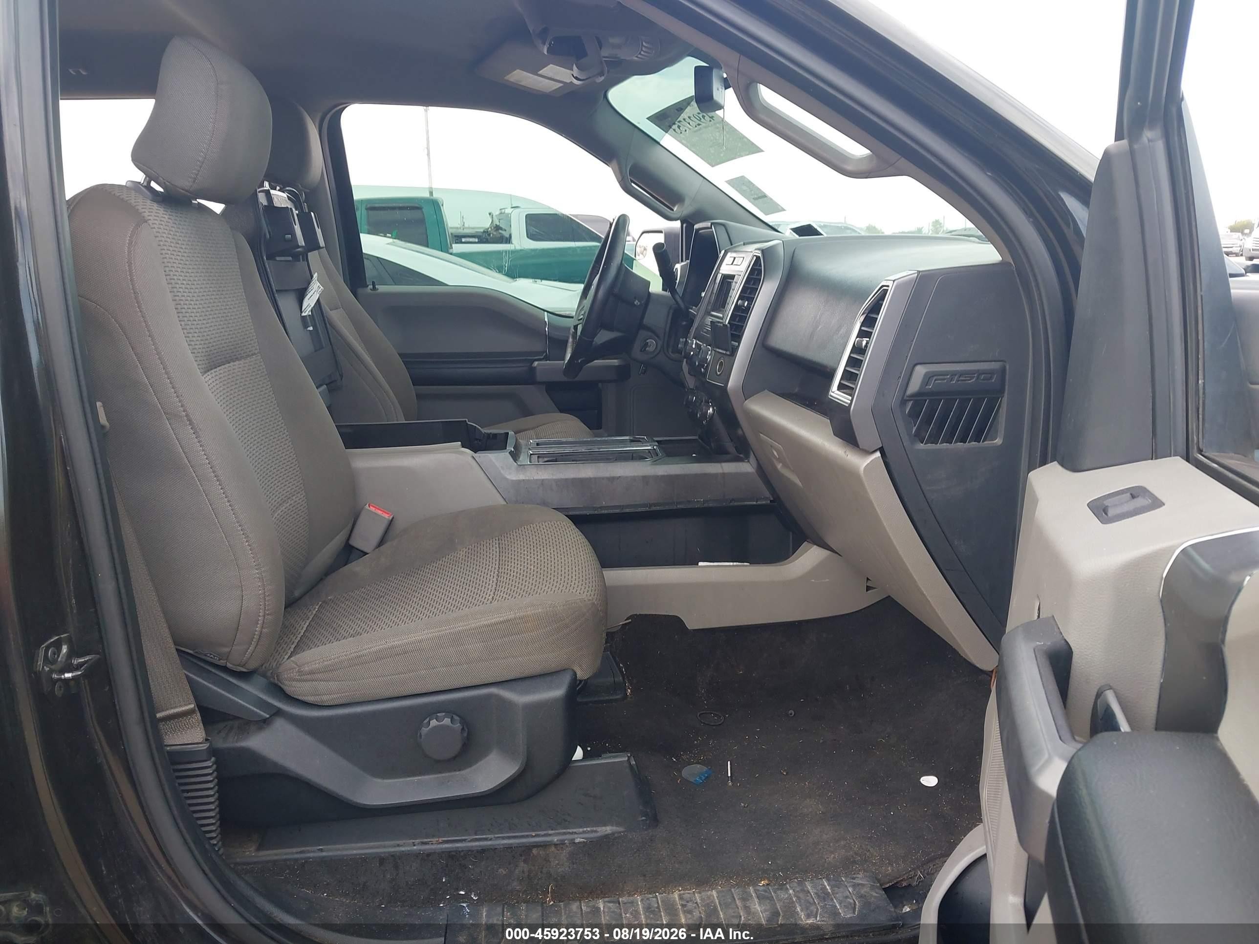 2015 Ford F-150 Xlt Black vin: 1FTEW1CP2FKD34305