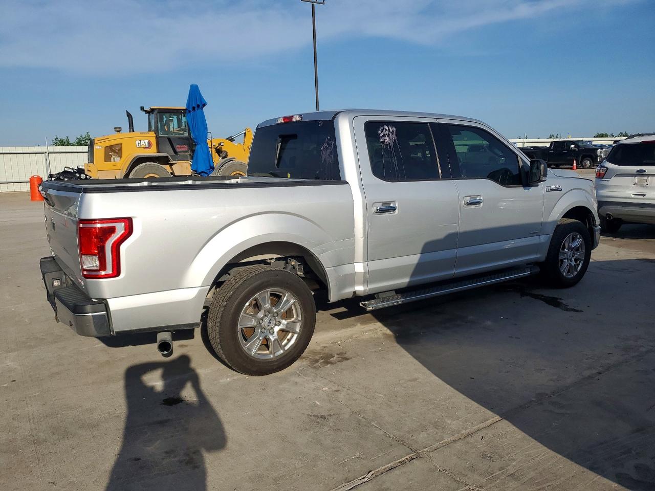 2015 Ford F150 Supercrew Серебряный vin: 1FTEW1CP2FKD88719