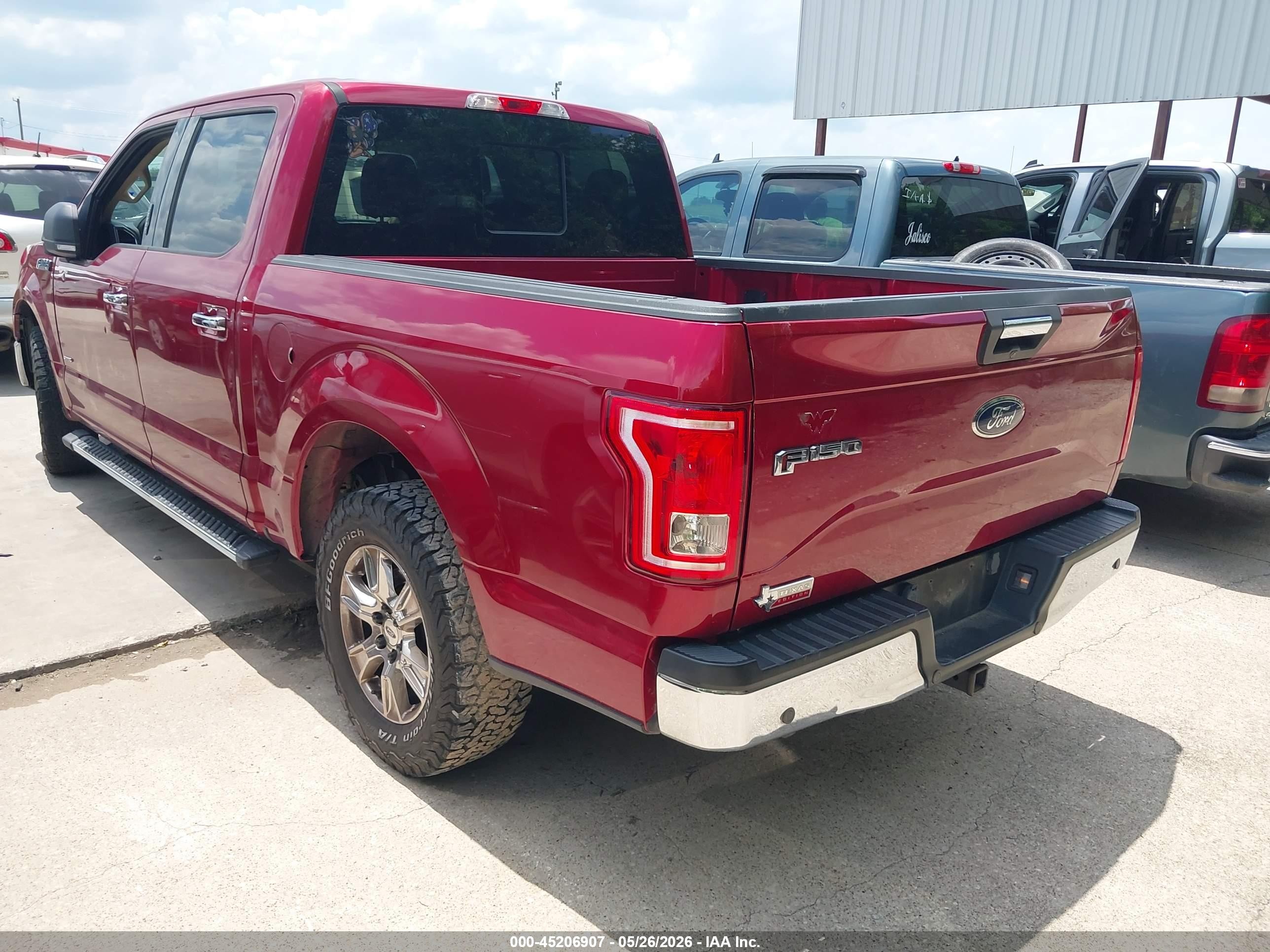 2015 Ford F-150 Xlt Red vin: 1FTEW1CP2FKF01195