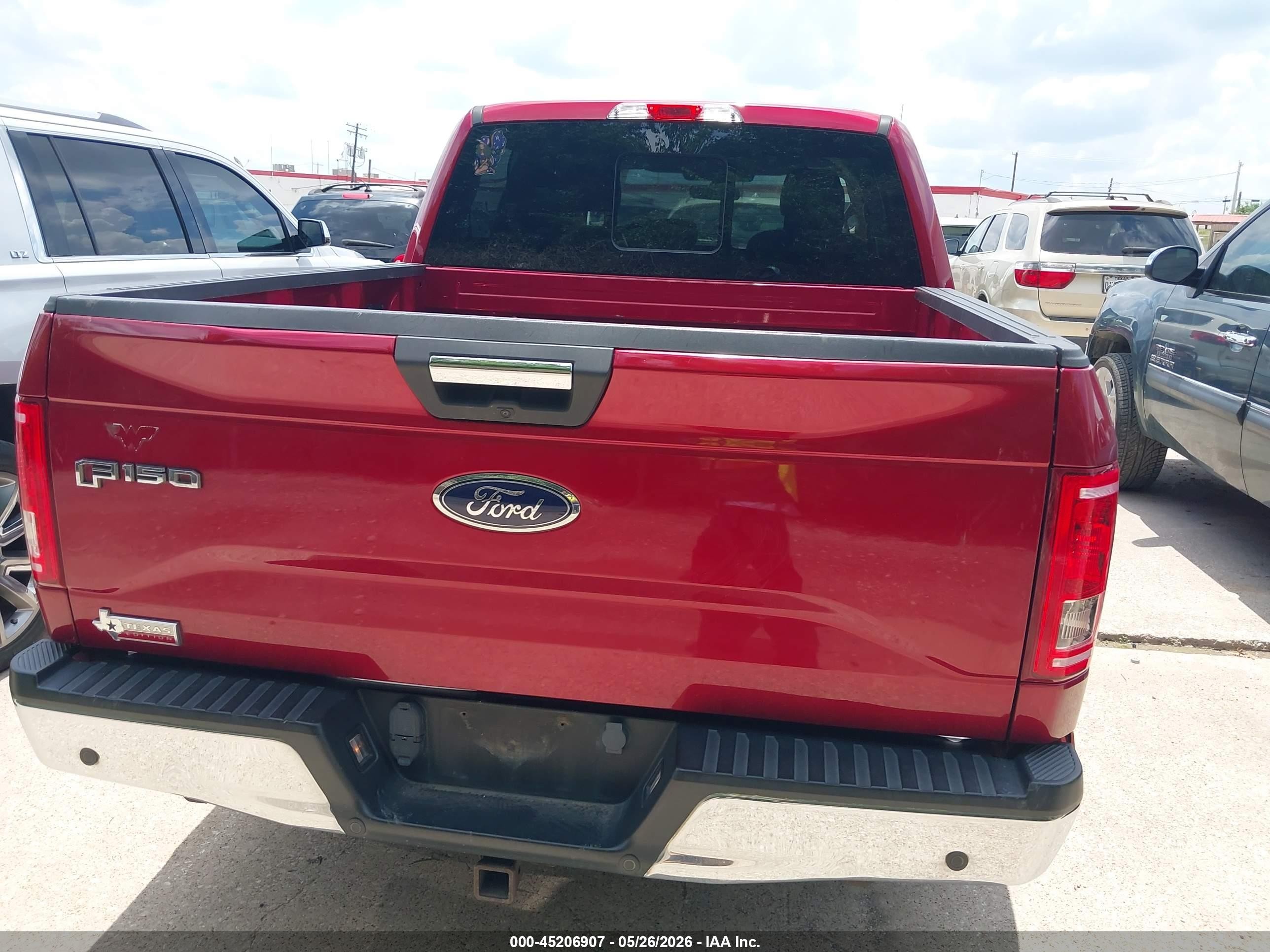 2015 Ford F-150 Xlt Red vin: 1FTEW1CP2FKF01195