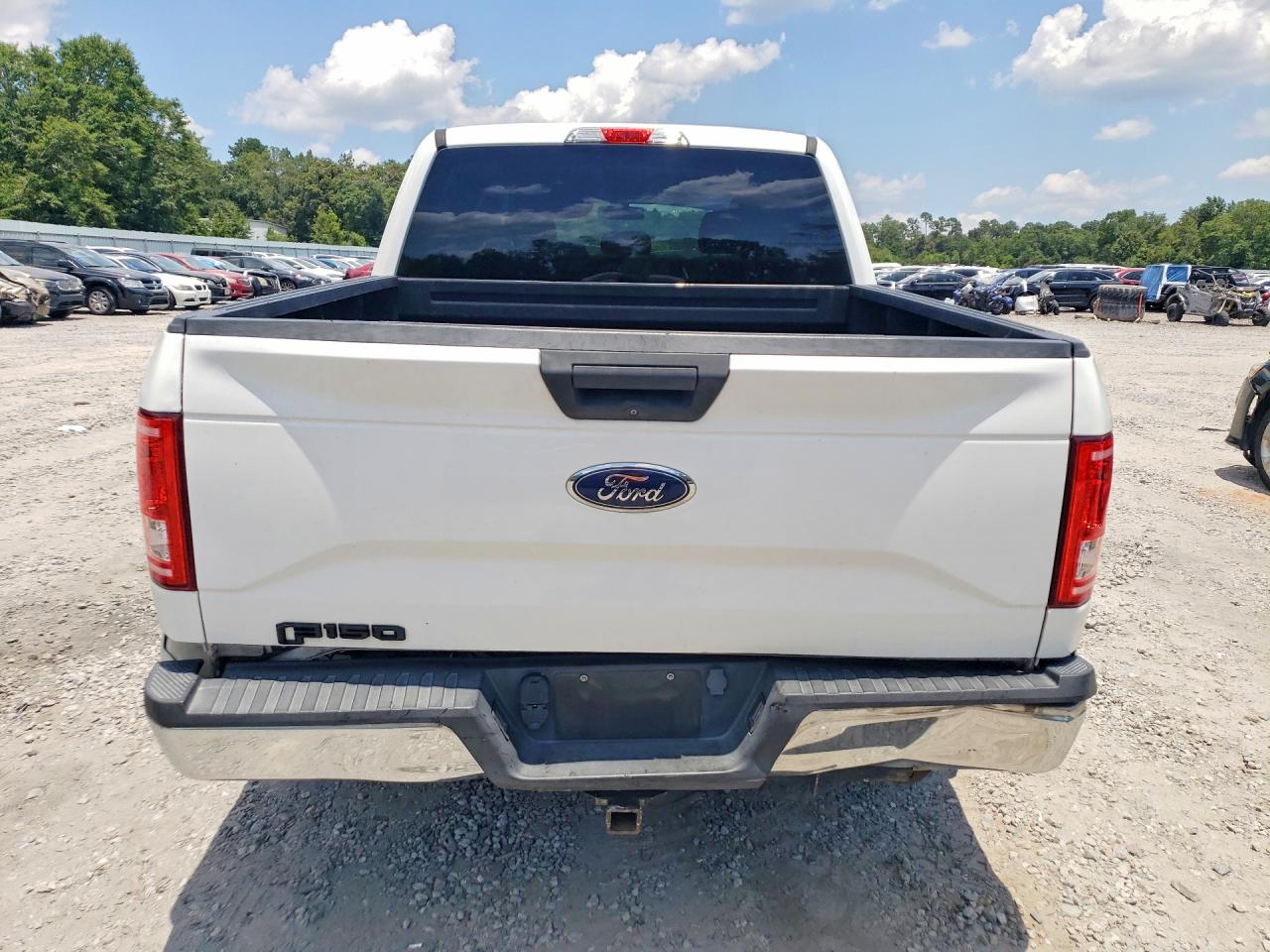 2016 Ford F150 Supercrew White vin: 1FTEW1CP2GFB74873