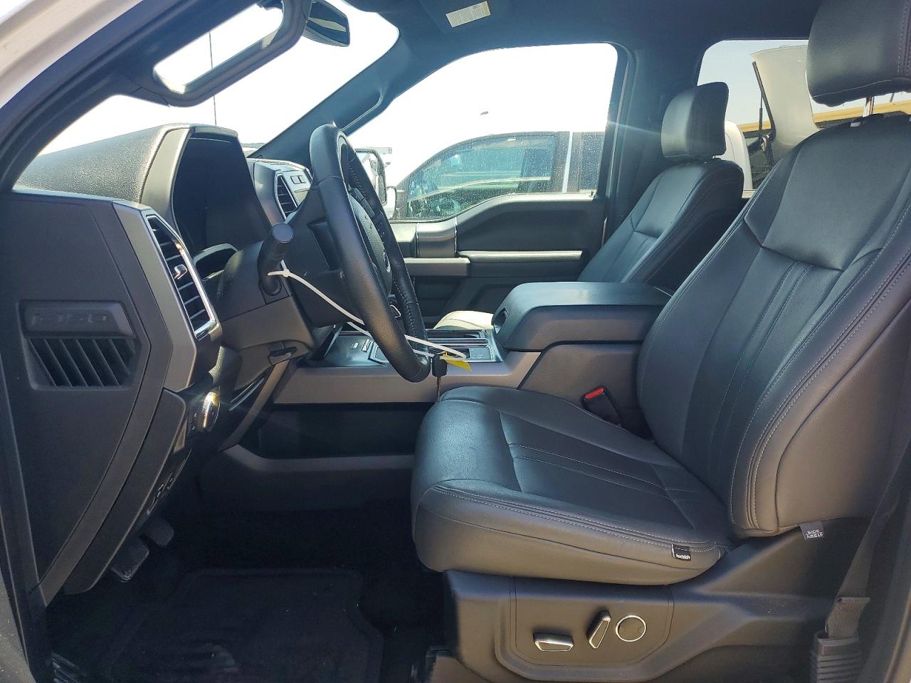 2015 Ford F150 Supercrew Silver vin: 1FTEW1CP3FKD68558